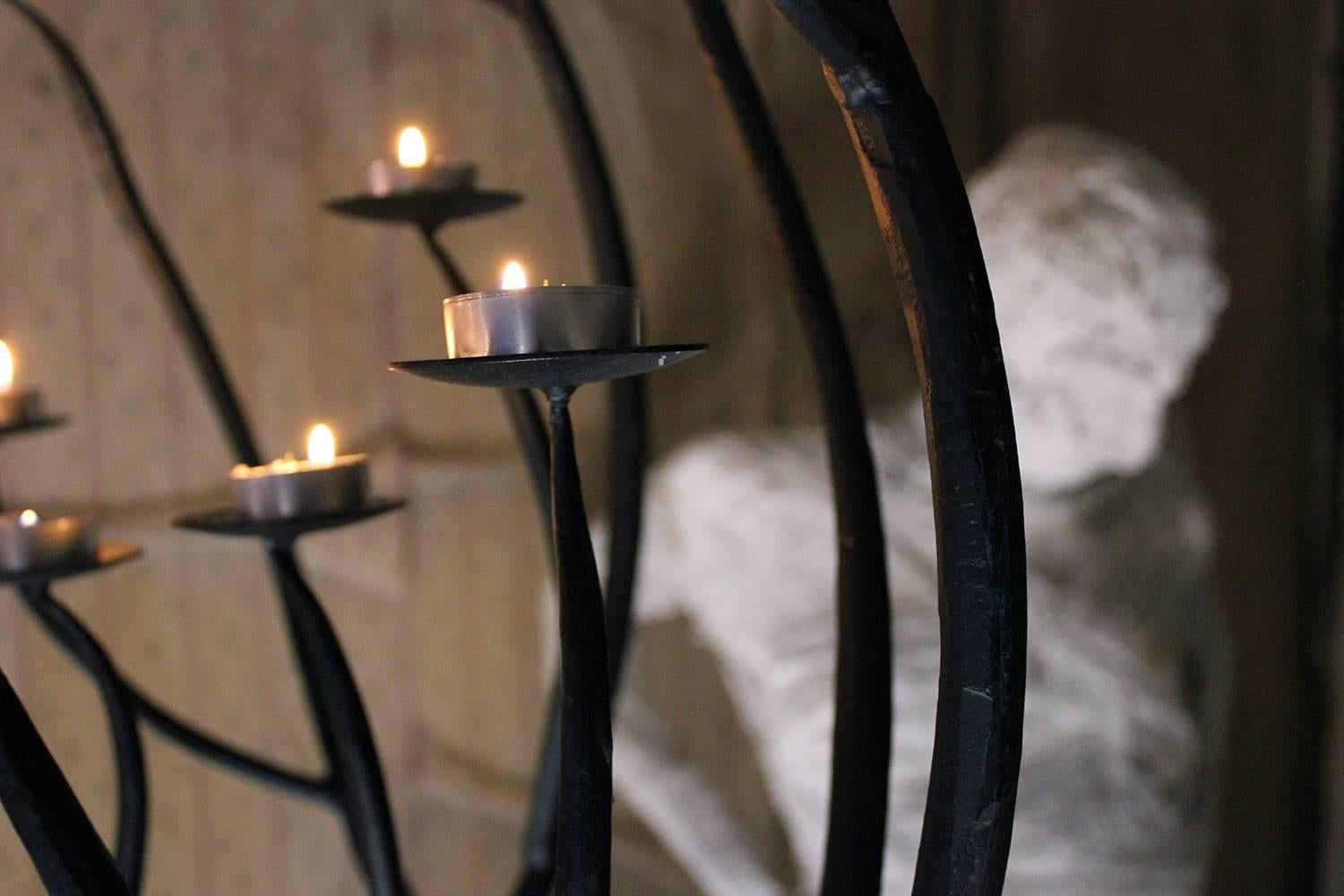 20th Century Black Wrought Iron Floor-Standing Ten-Sconce Sphere Candelabra In Excellent Condition In Bedford, Bedfordshire
