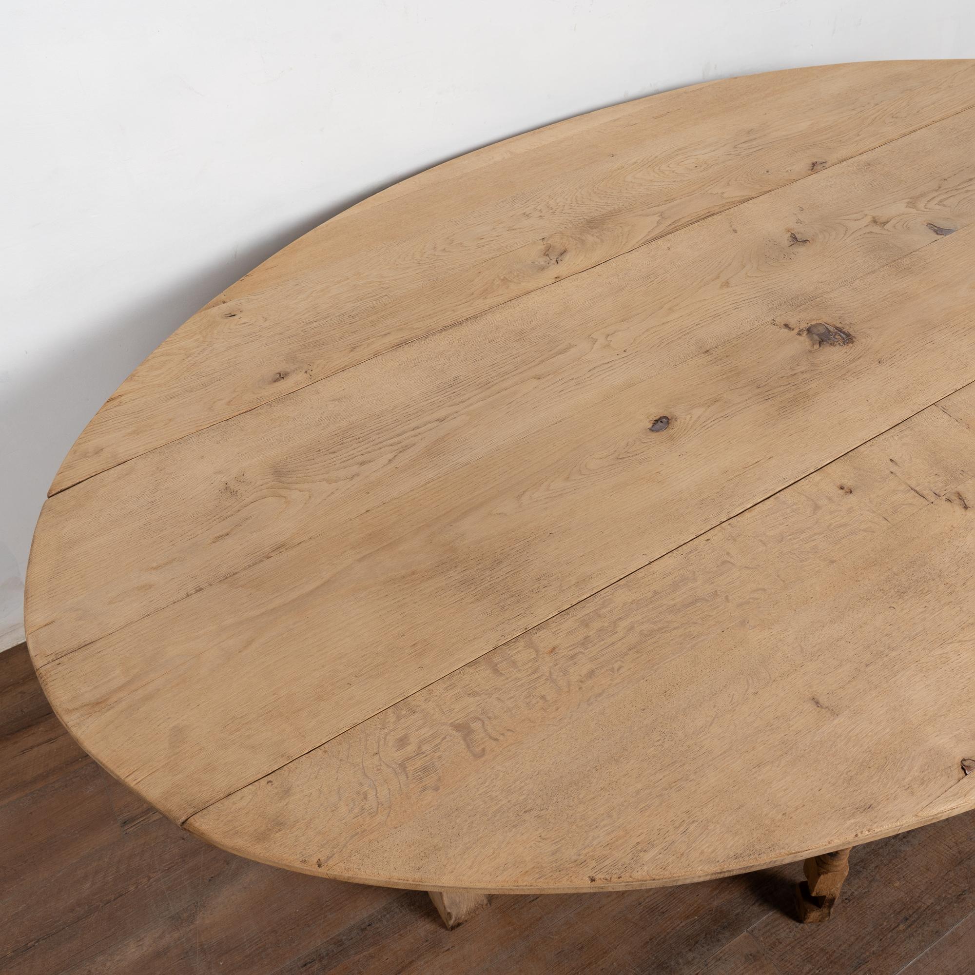 20th Century Bleached Oak English Wake Table Dropleaf Dining Table Console In Fair Condition For Sale In Round Top, TX