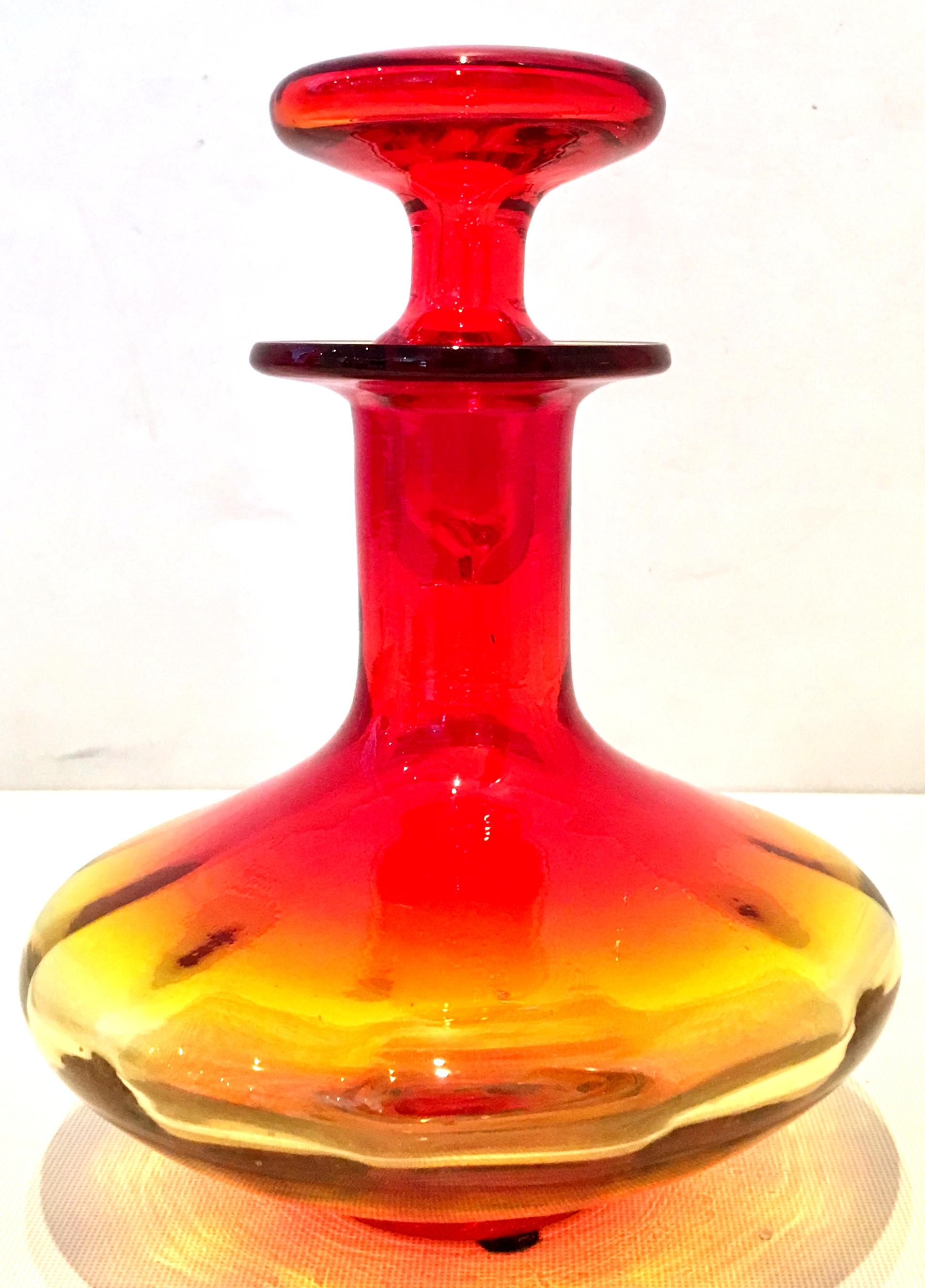 Mid-20th Century Blenko Style Blown Art Glass Amberina Optic Liquor Decanter With Stopper.