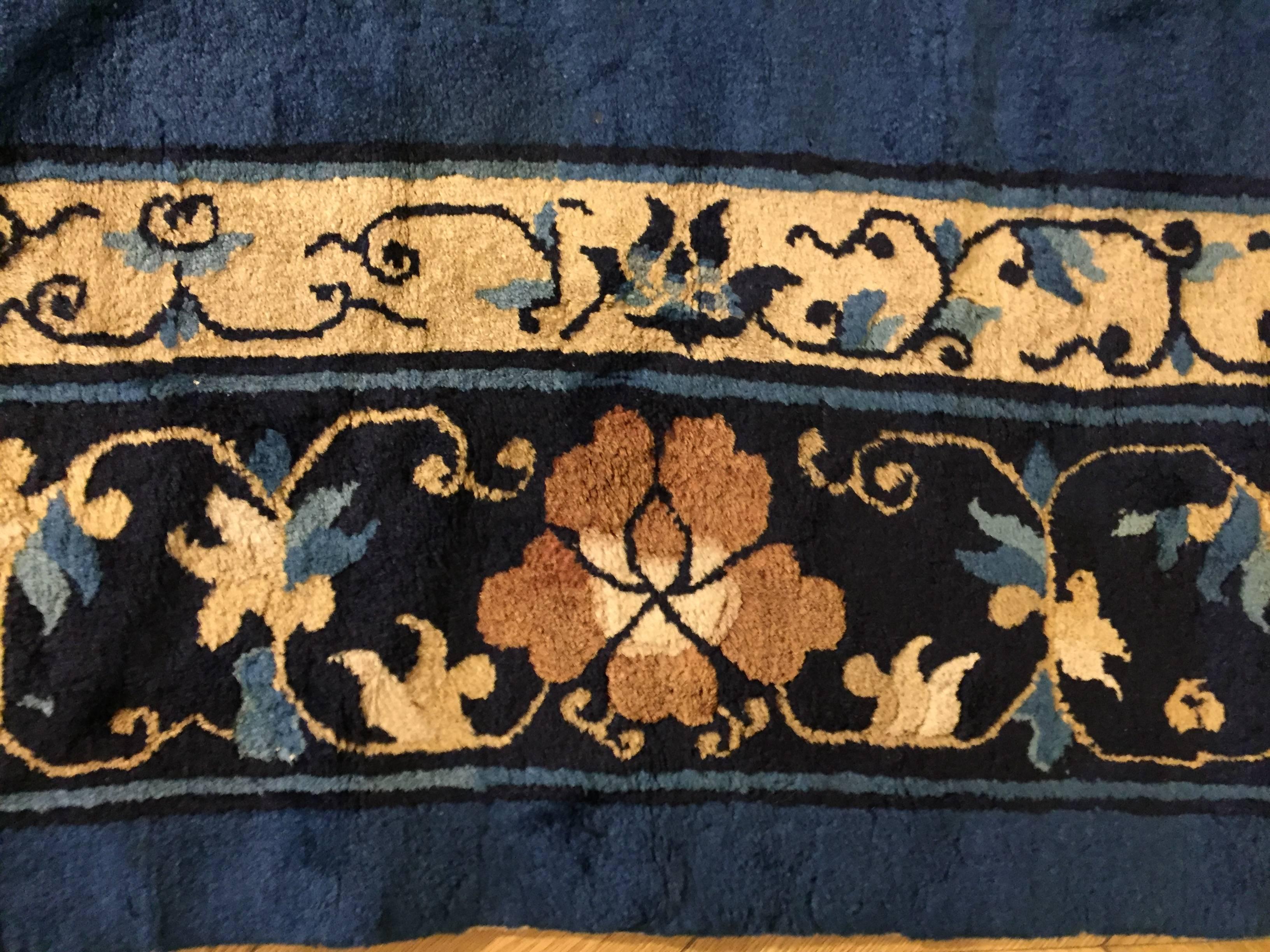 20th Century Blu with Flower Border Wool Peking Chinese Rug, 1920s For Sale 4