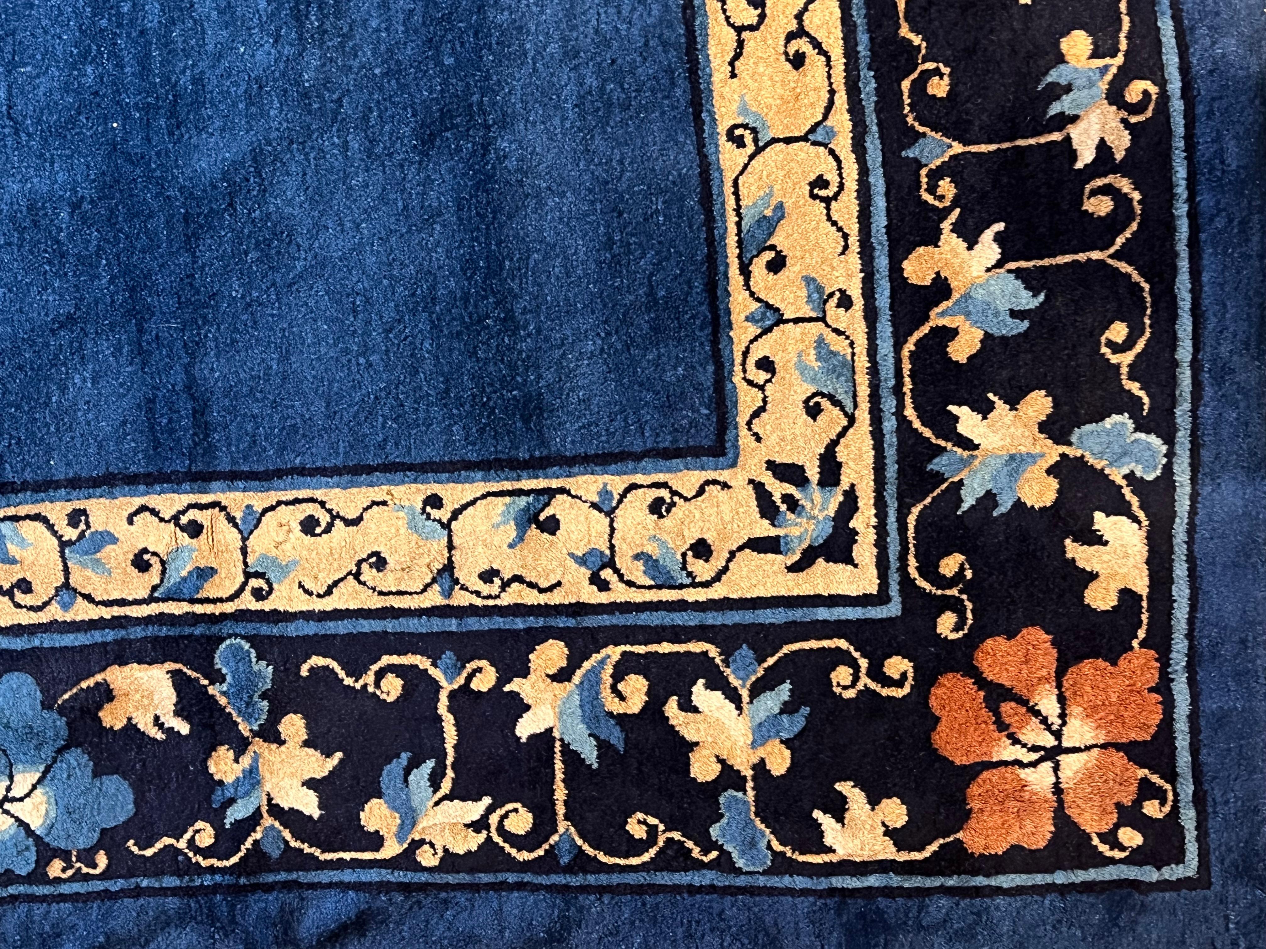 20th Century Blu with Flower Border Wool Peking Chinese Rug, 1920s For Sale 9