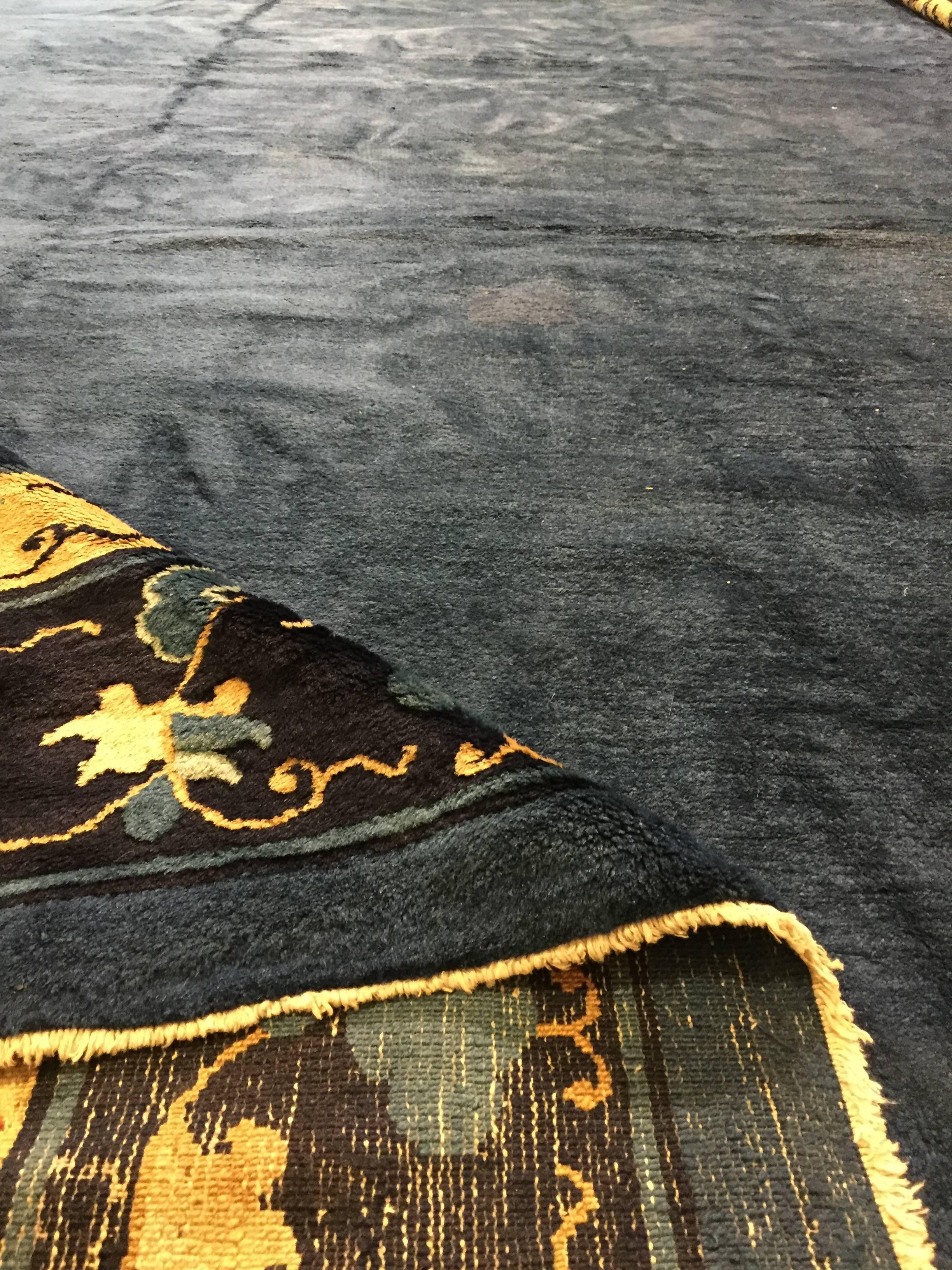 tapis chinois bleu
