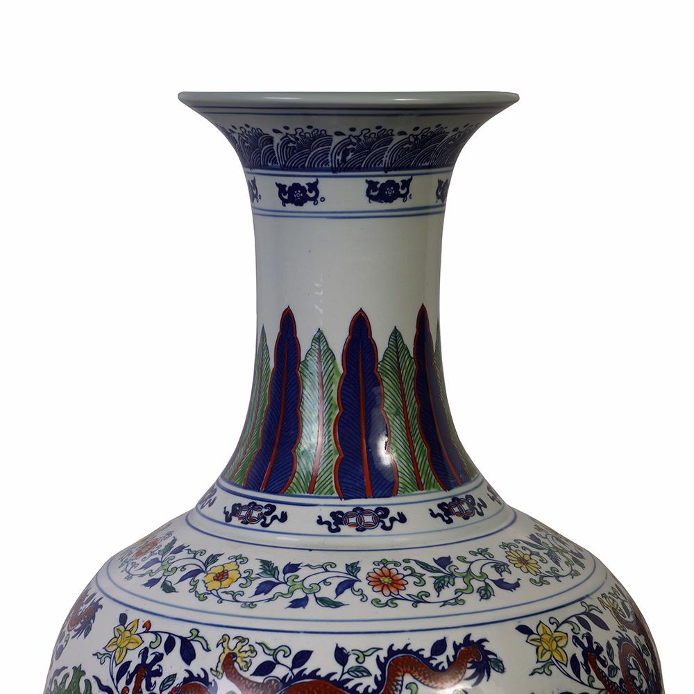 Chinois Vases en porcelaine bleue du 20e siècle, Chine antique, famille rose en vente