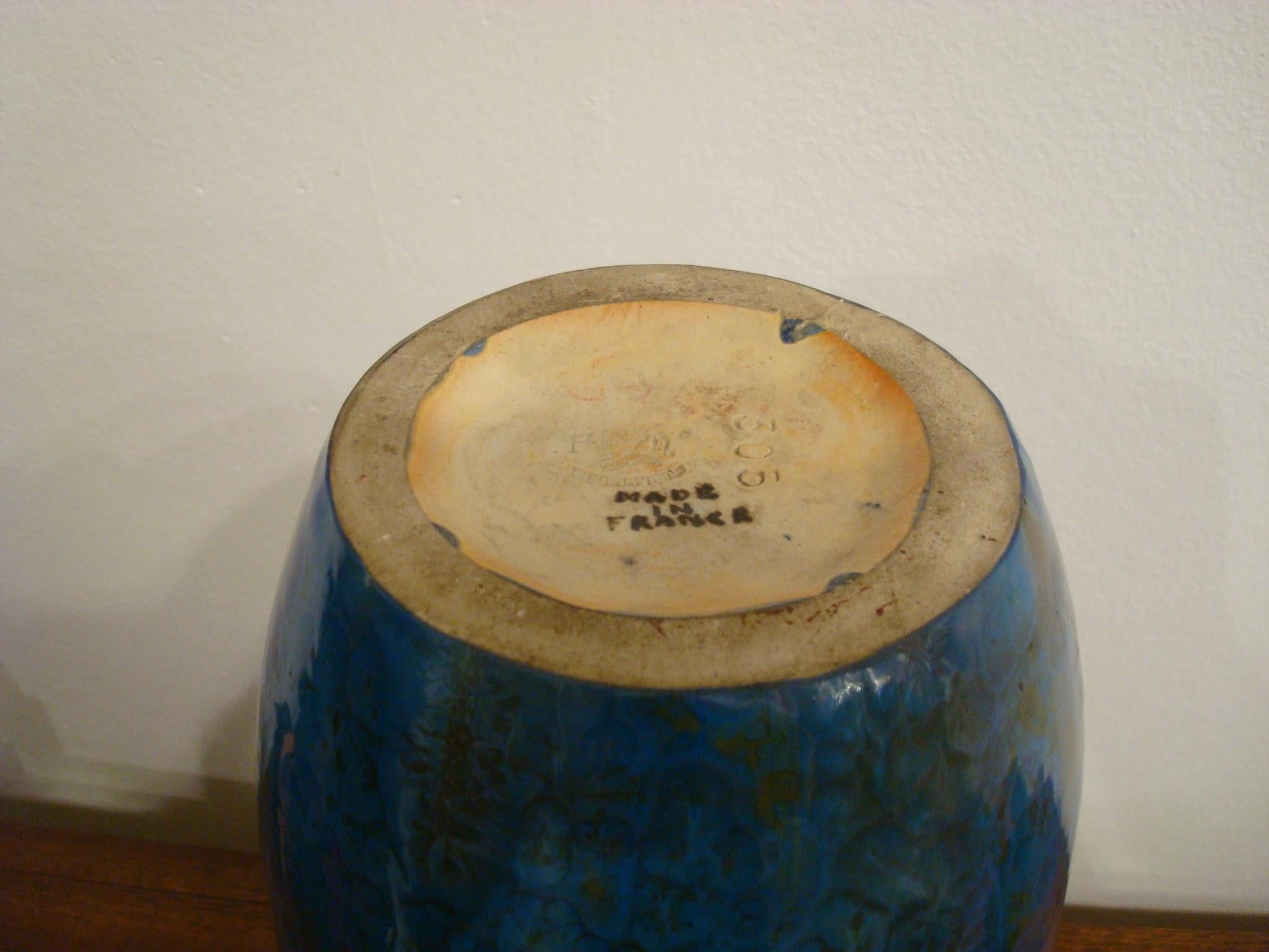 Poteries vase à fleurs en poterie de Pierrefonds bleu:: années 1900 en vente