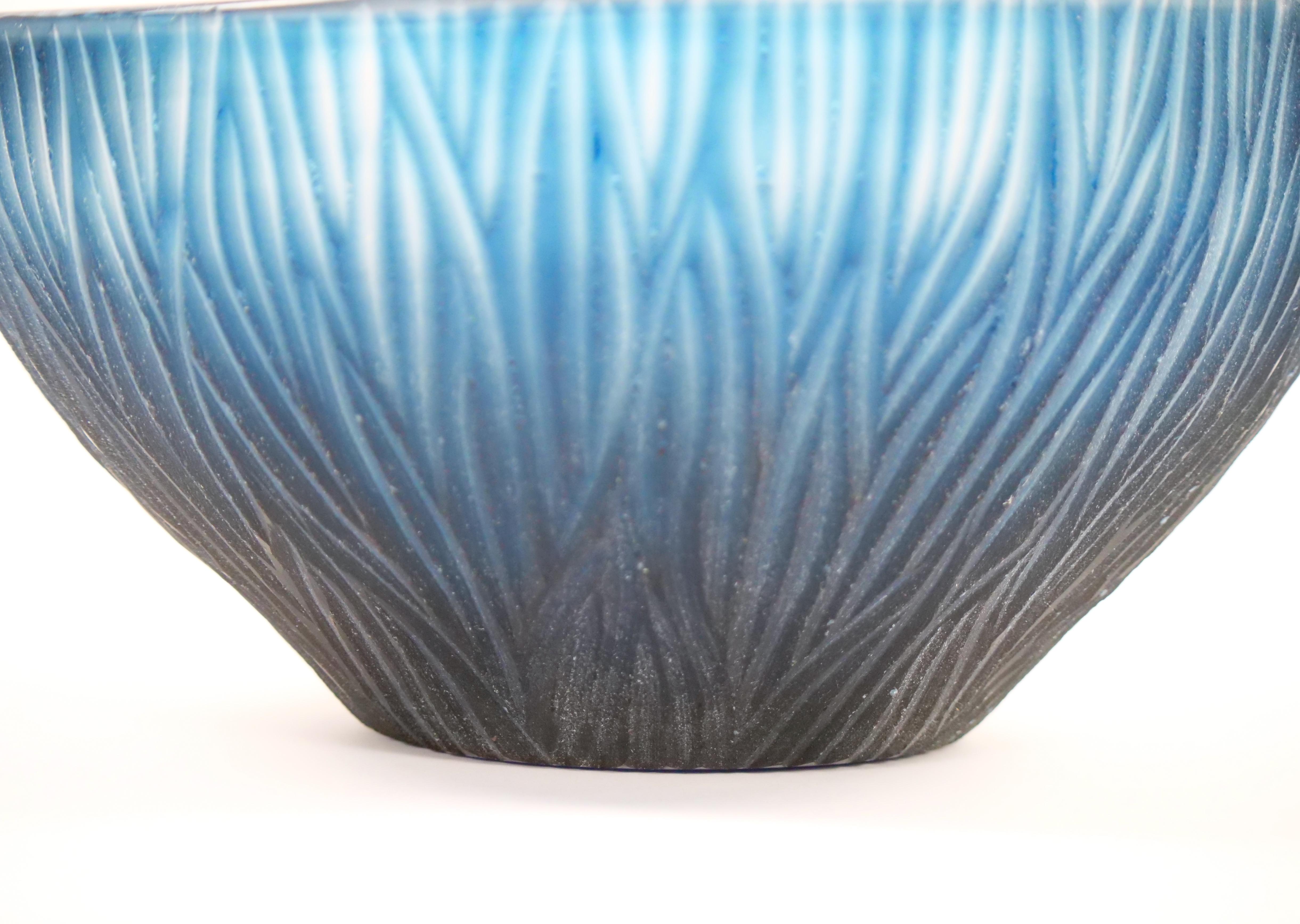  20th Century Blue Glass Centerpiece Bowl by Giampaolo Murano Italy For Sale 2
