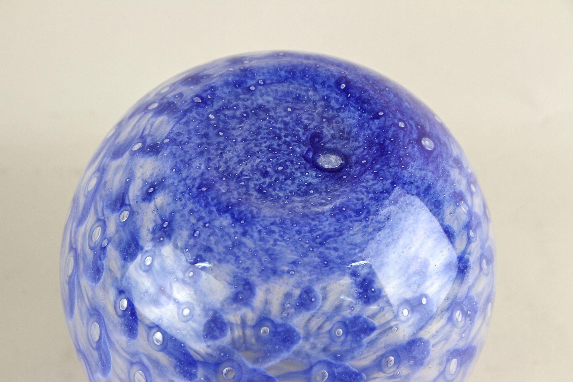 Vase Ball and Ball en verre Murano bleu du 20e siècle, Modernité du milieu du siècle, Italie vers 1970 en vente 7