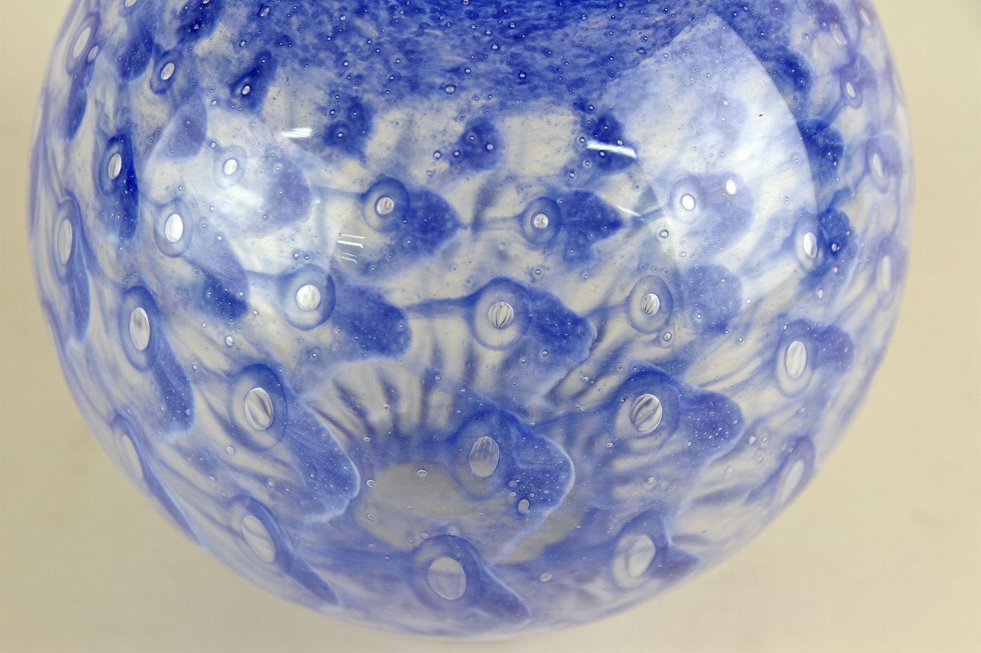 Vase Ball and Ball en verre Murano bleu du 20e siècle, Modernité du milieu du siècle, Italie vers 1970 en vente 8