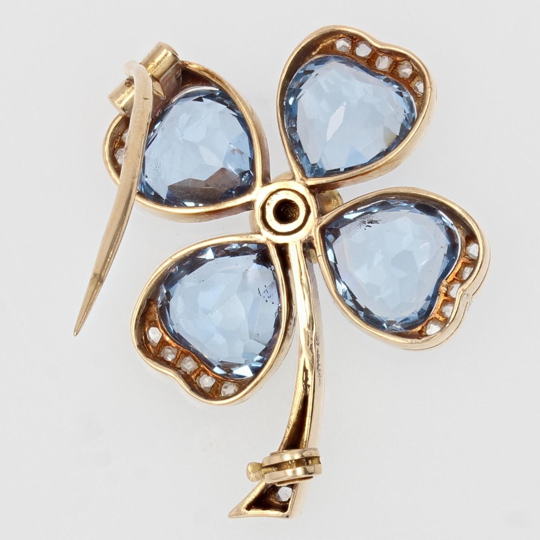20th Century Blue Spinels Diamonds 18 Karat Yellow Gold Clover Shape Brooch In Good Condition For Sale In Poitiers, FR