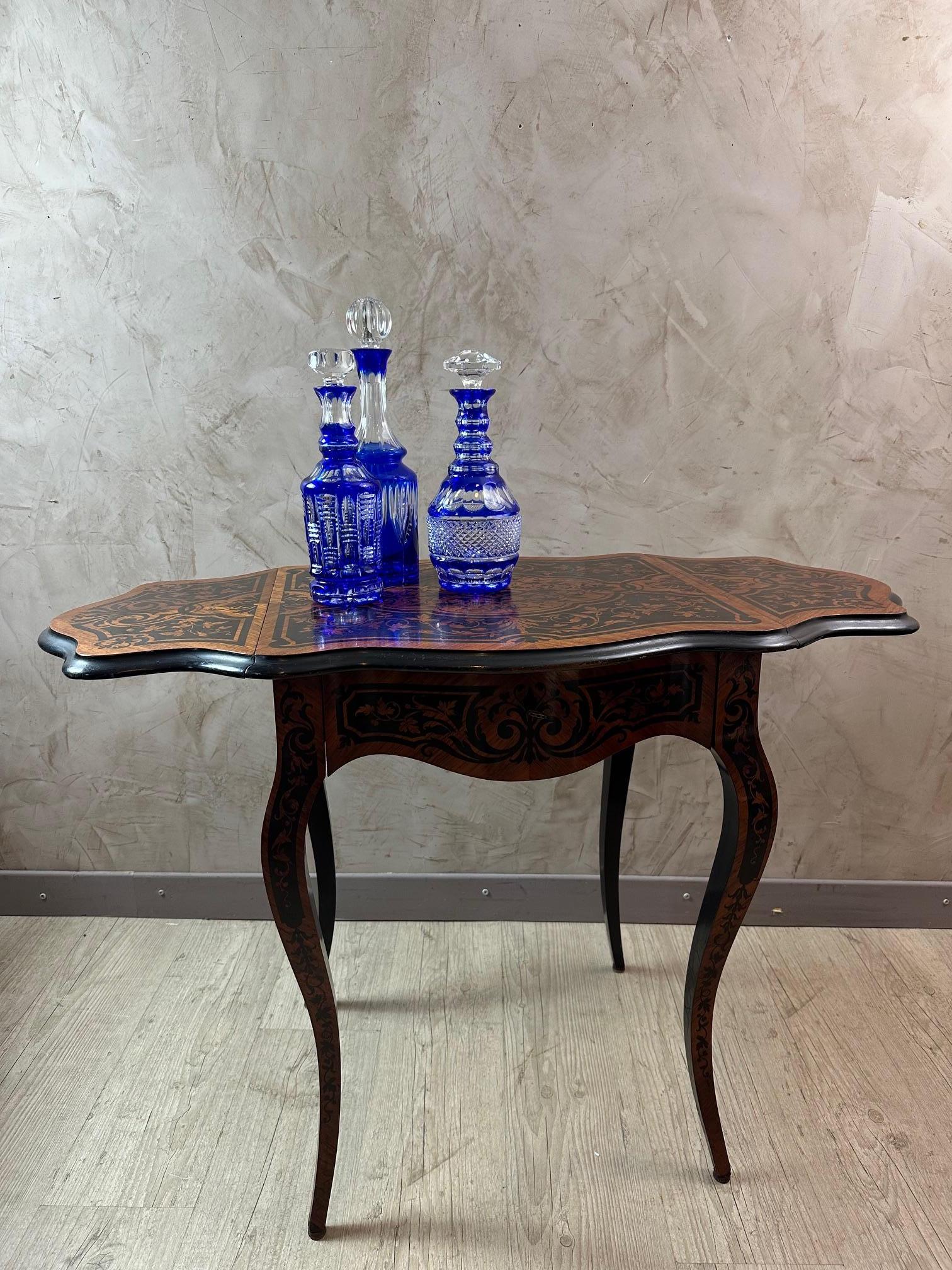 Carafe à whisky en cristal bleu Bohemia du 20e siècle, années 1950 en vente 4
