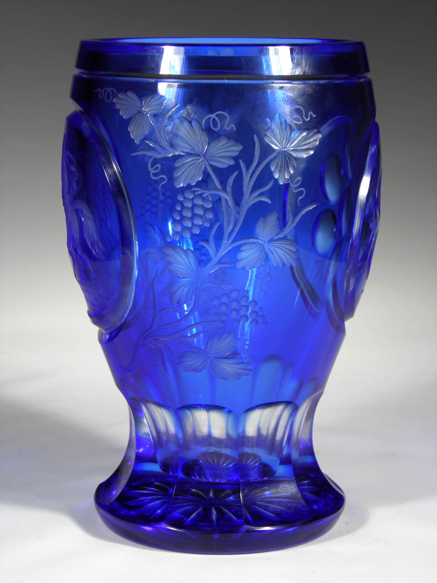 Antique Bohemian Overlaid Goblet with Mamelug motive from 20th Century.
Hand engraved.
