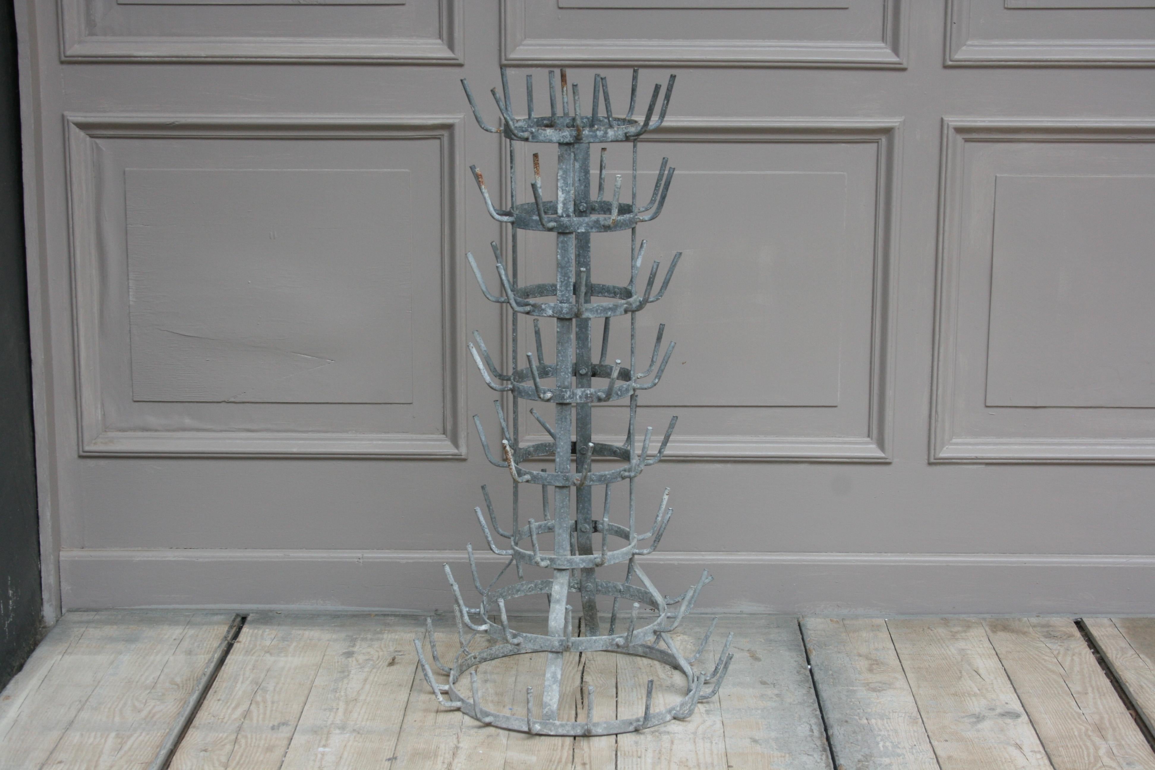 Asciugabottiglie del XX secolo, nello stile di Porte-Bouteilles di Marcel Duchamp In condizioni buone in vendita a Dusseldorf, DE