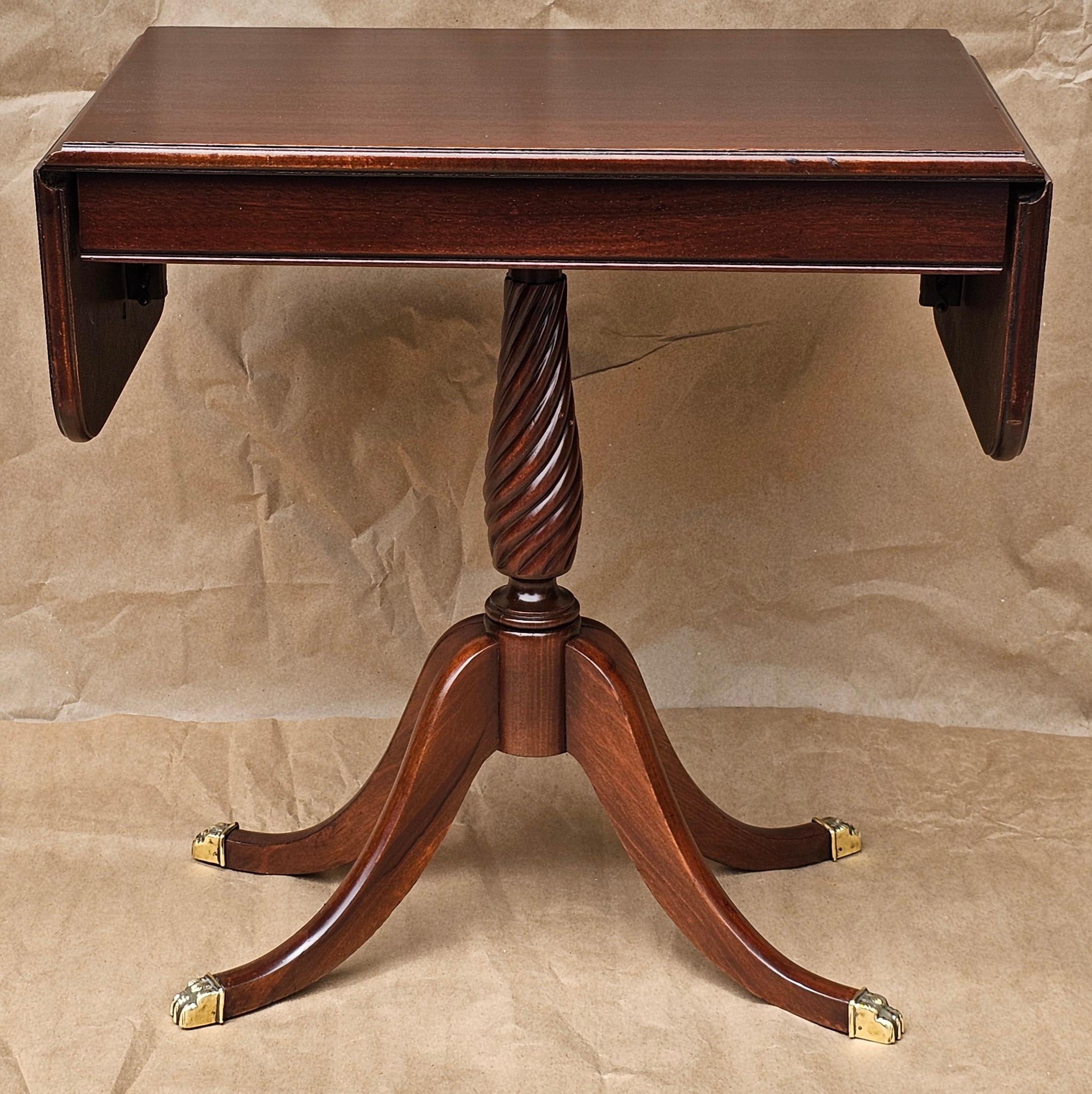 George III 20th Century Brandt Mahogany Pedestal Drop Leaf Side Table, Refinished. For Sale