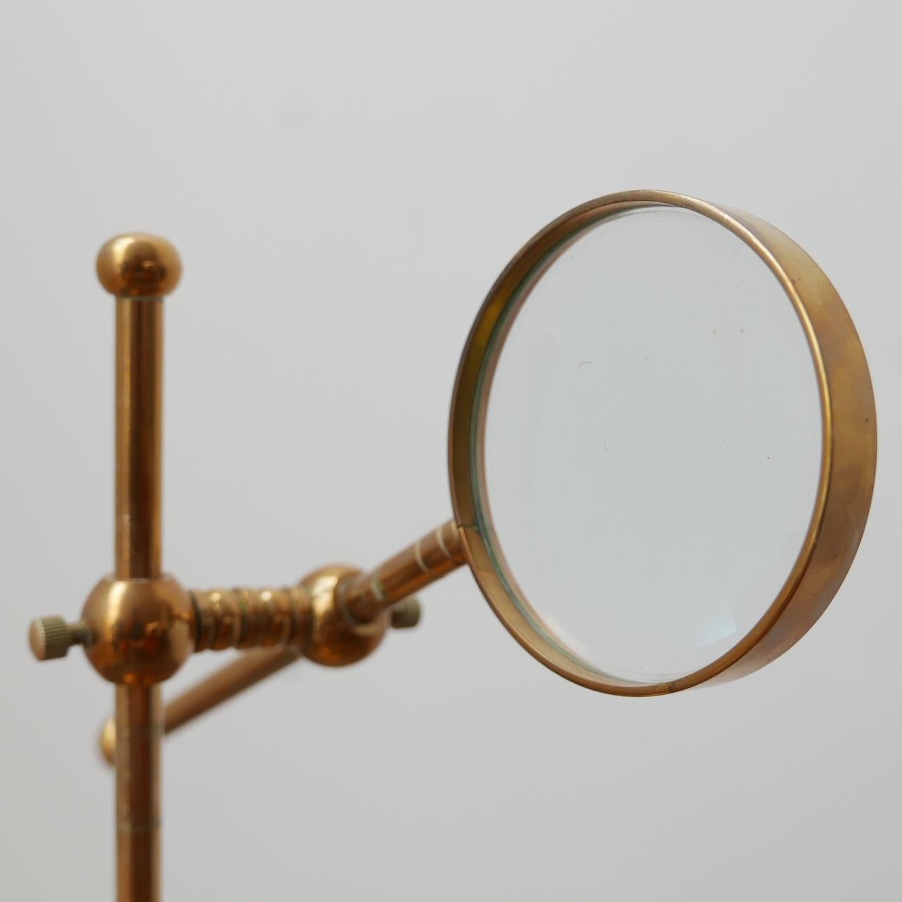 Early 20th Century 20th Century Brass Adjustable Magnifying Glass Lens