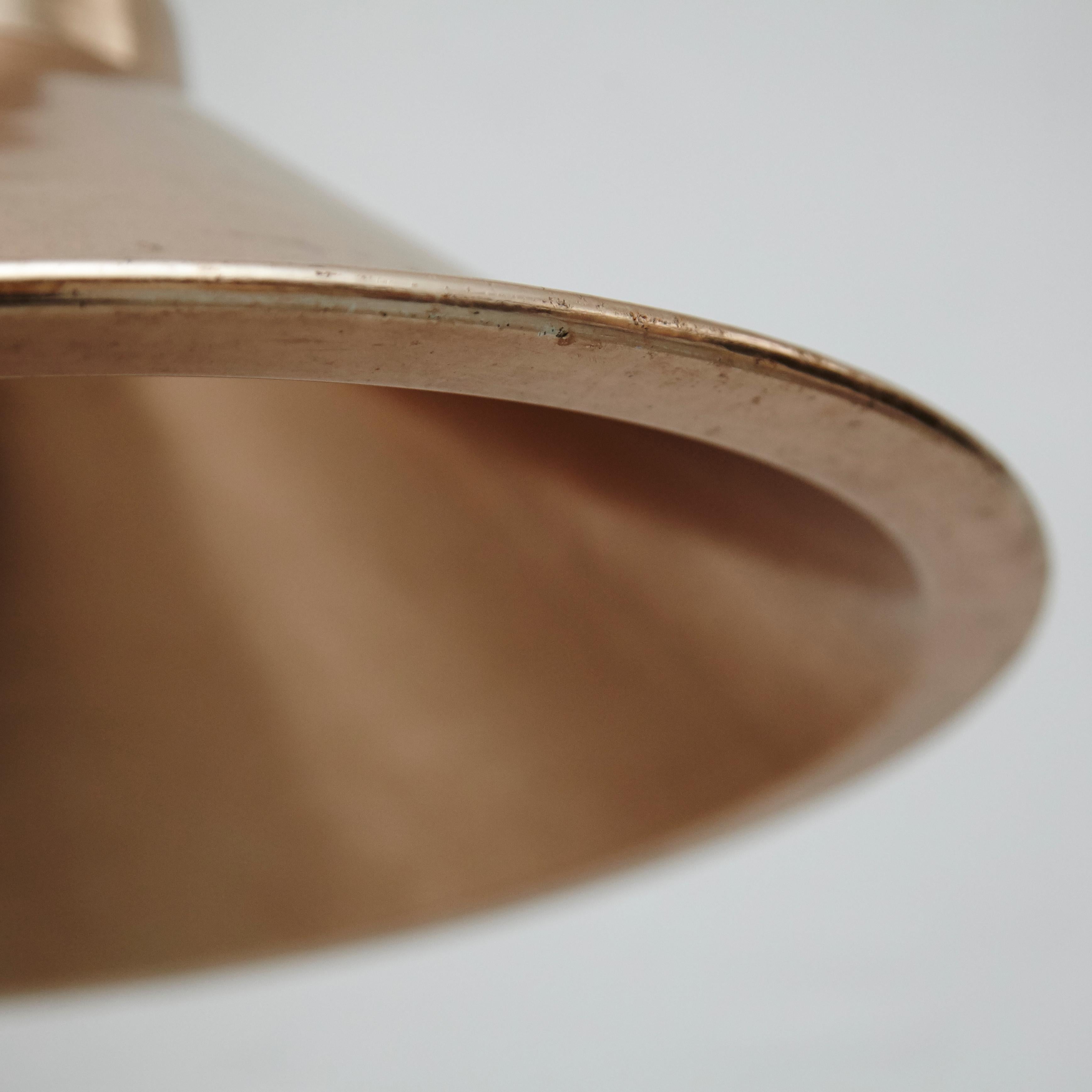 20th century brass ceiling lamp.
By unknown manufacturer, France.
In original condition, with minor wear consistent with age and use, preserving a beautiful patina.

Materials:
Brass

Dimensions:
Ø 46.5 cm x H 49 cm.