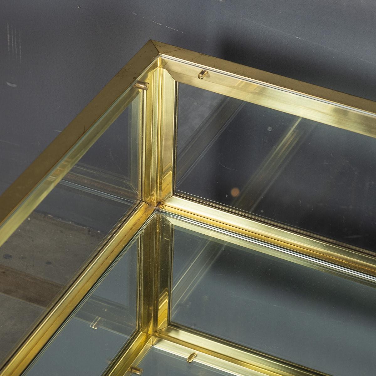 20th Century Brass & Glass Mirrored Vitrine Coffee Table, c.1970 13