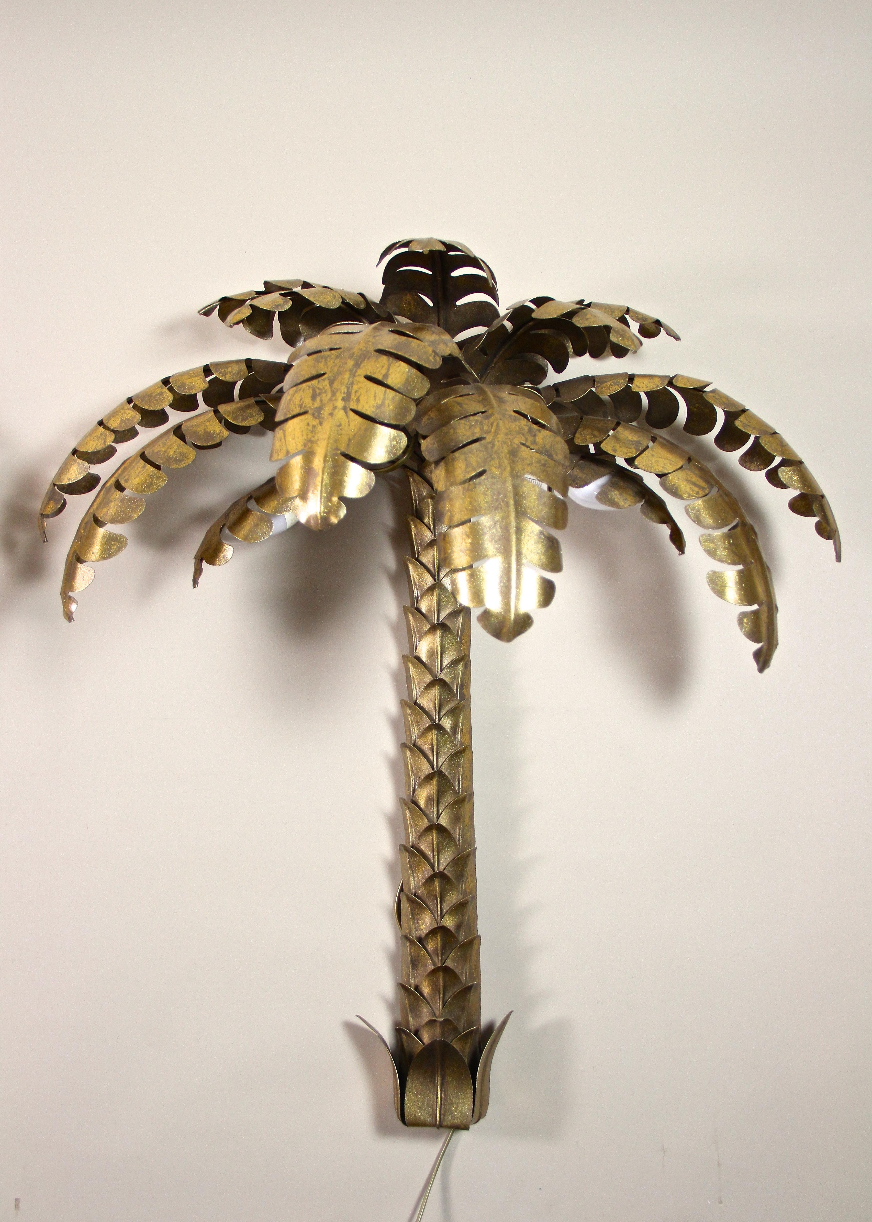 20th Century Brass Palm Wall Lights Attributed to M.J, France ca. 1970 3