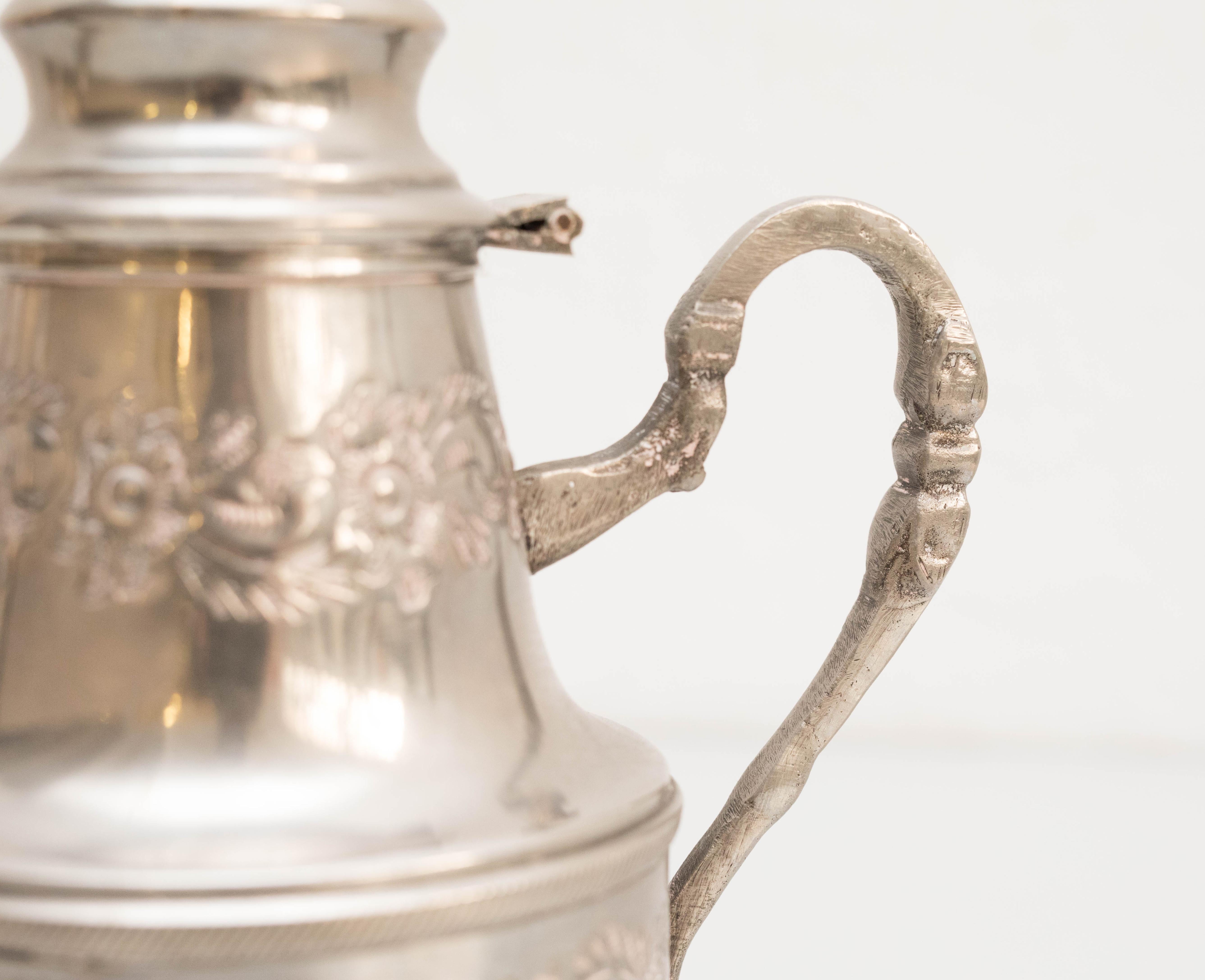 20th Century Brass Teapot For Sale 3