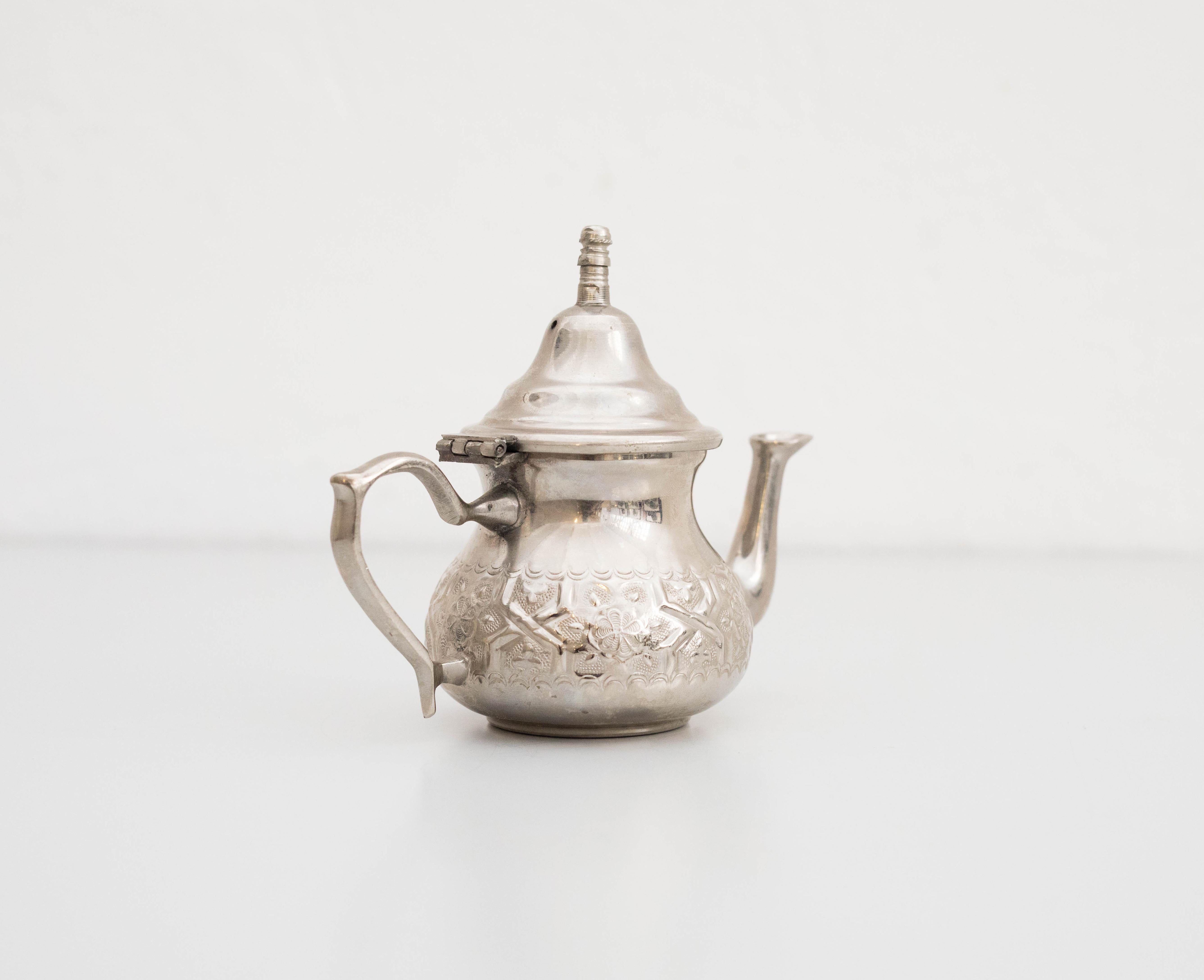 Spanish 20th Century Brass Teapot For Sale