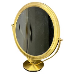 Miroir à deux faces en laiton du 20e siècle sur pied en lucite