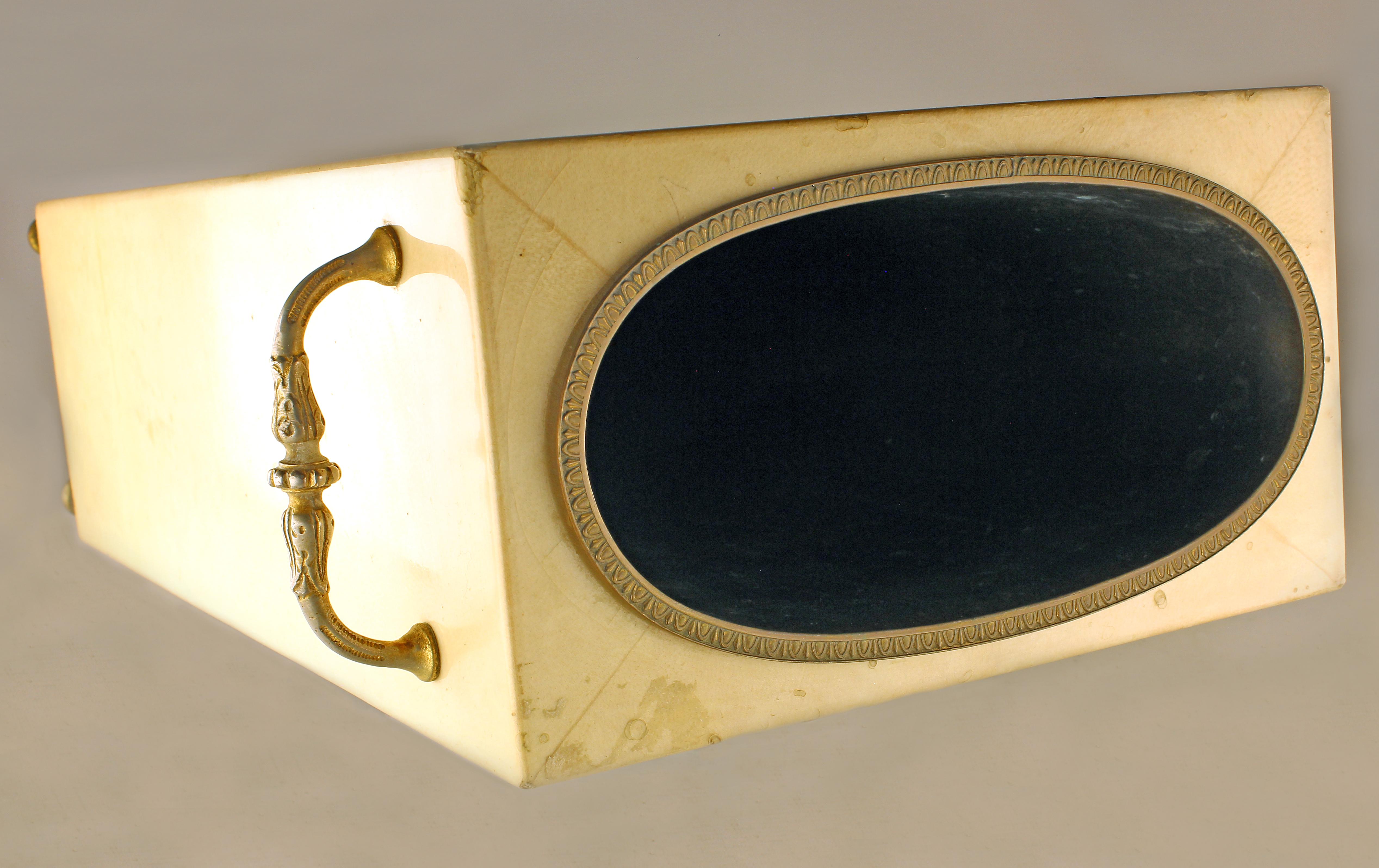 20th Century Brass Umbrella Stand Covered in Lacquered Goatskin by Aldo Tura For Sale 2