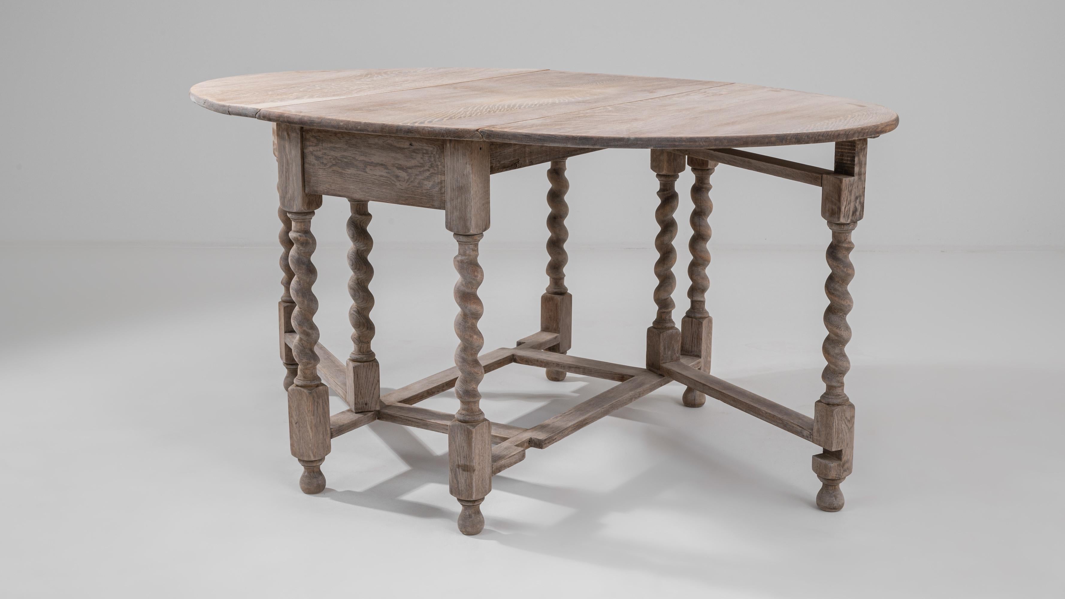 20th Century British Gate Leg Table 2