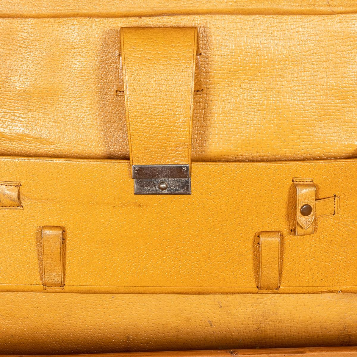 20th Century British Made Bridle Leather Suitcase, c.1910 For Sale 7
