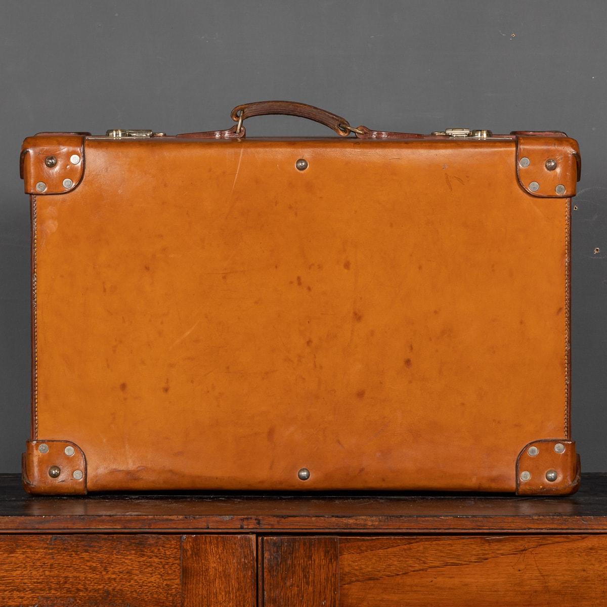 20th Century British Made Bridle Leather Suitcase, c.1910 For Sale 5