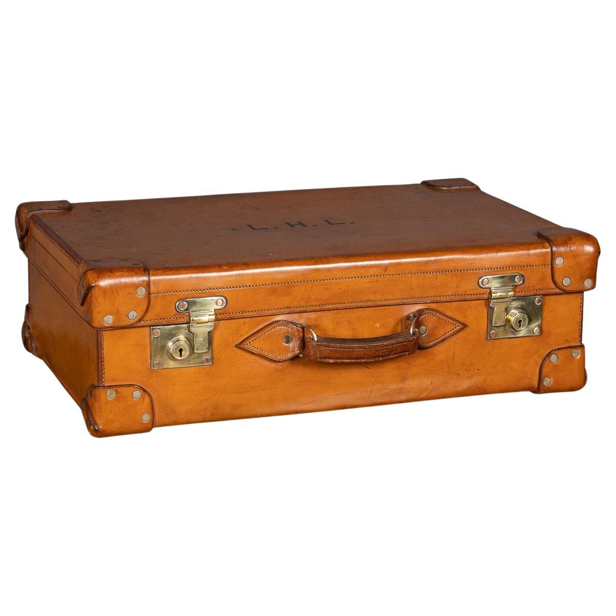 20th Century British Made Bridle Leather Suitcase, c.1910 For Sale