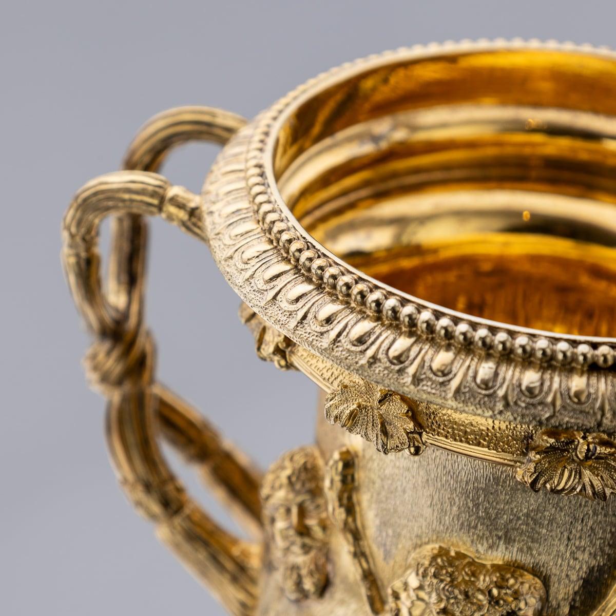 Coppia di vasi Warwick in argento massiccio dorato del XX secolo, Asprey c.C. in vendita 4