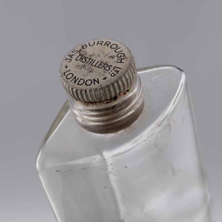 20th Century British Silver Plated Cocktail Shaker, Beefeater Gin, c.1930 For Sale 5