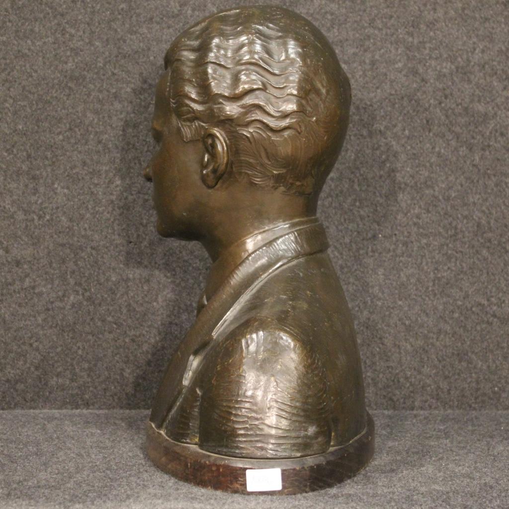 20th Century Bronze American Half Bust Man Sculpture, 1930s For Sale 6