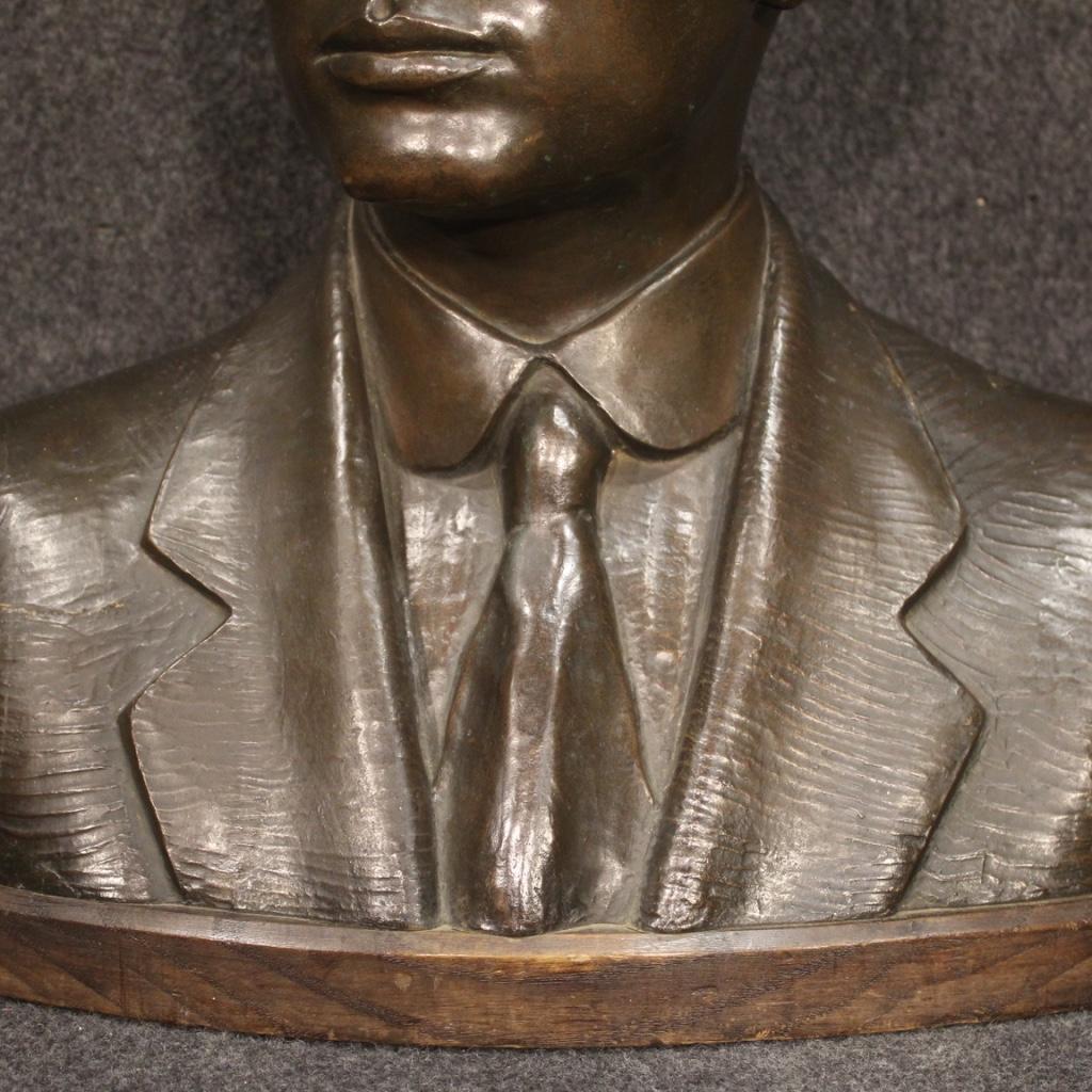 20th Century Bronze American Half Bust Man Sculpture, 1930s For Sale 5