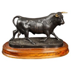 Stier aus Bronze des 20. Jahrhunderts mit vergoldeten Hornen von Ignacio GALLO