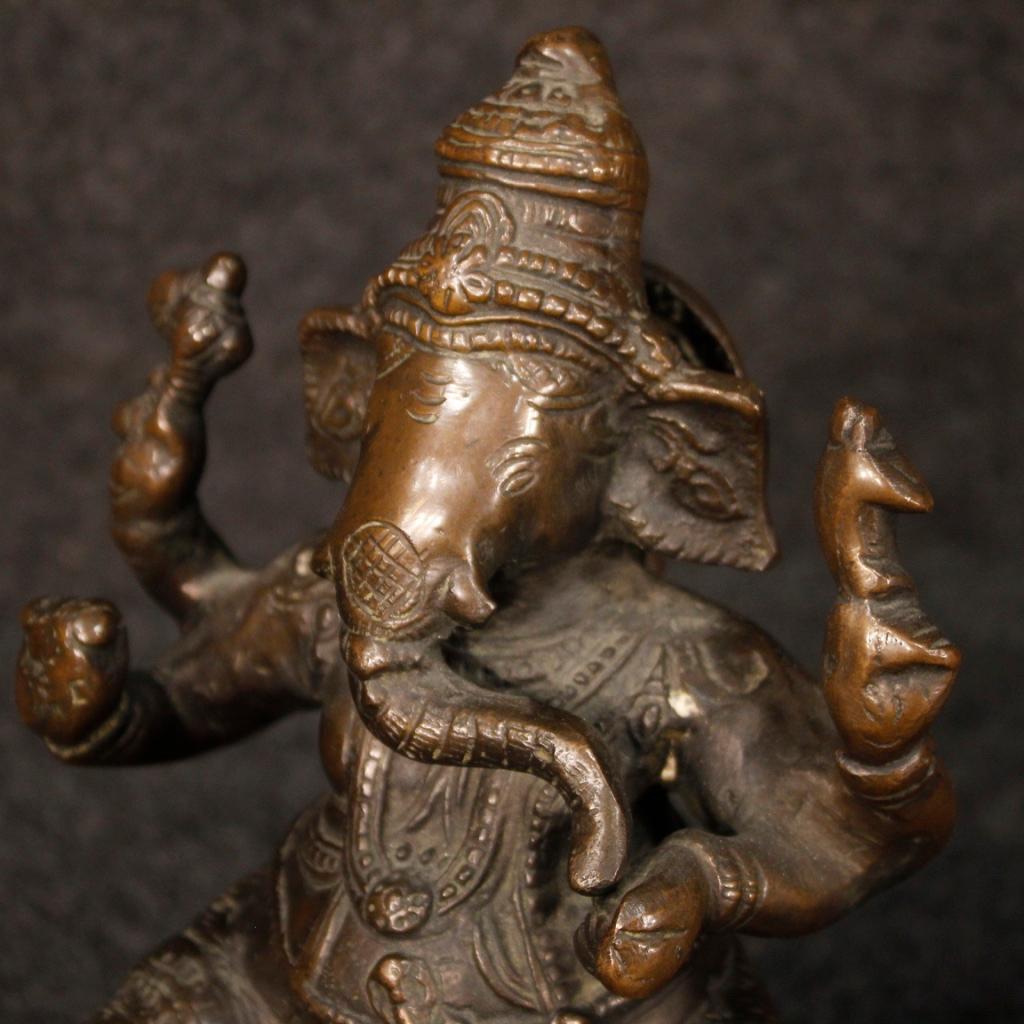 Sculpture de Divinité indienne en bronze du 20ème siècle, 1950 en vente 5