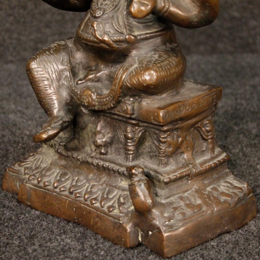 20ième siècle Sculpture de Divinité indienne en bronze du 20ème siècle, 1950 en vente