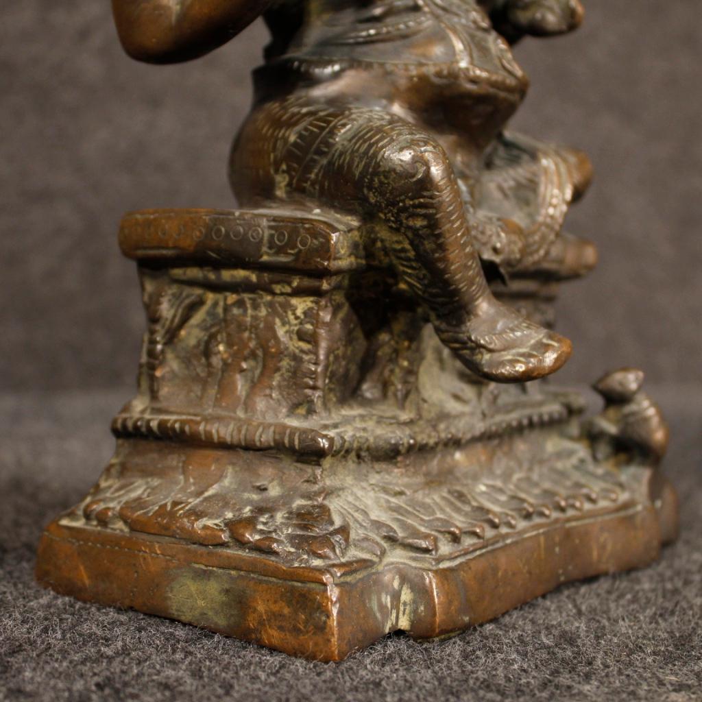 Sculpture de Divinité indienne en bronze du 20ème siècle, 1950 en vente 3