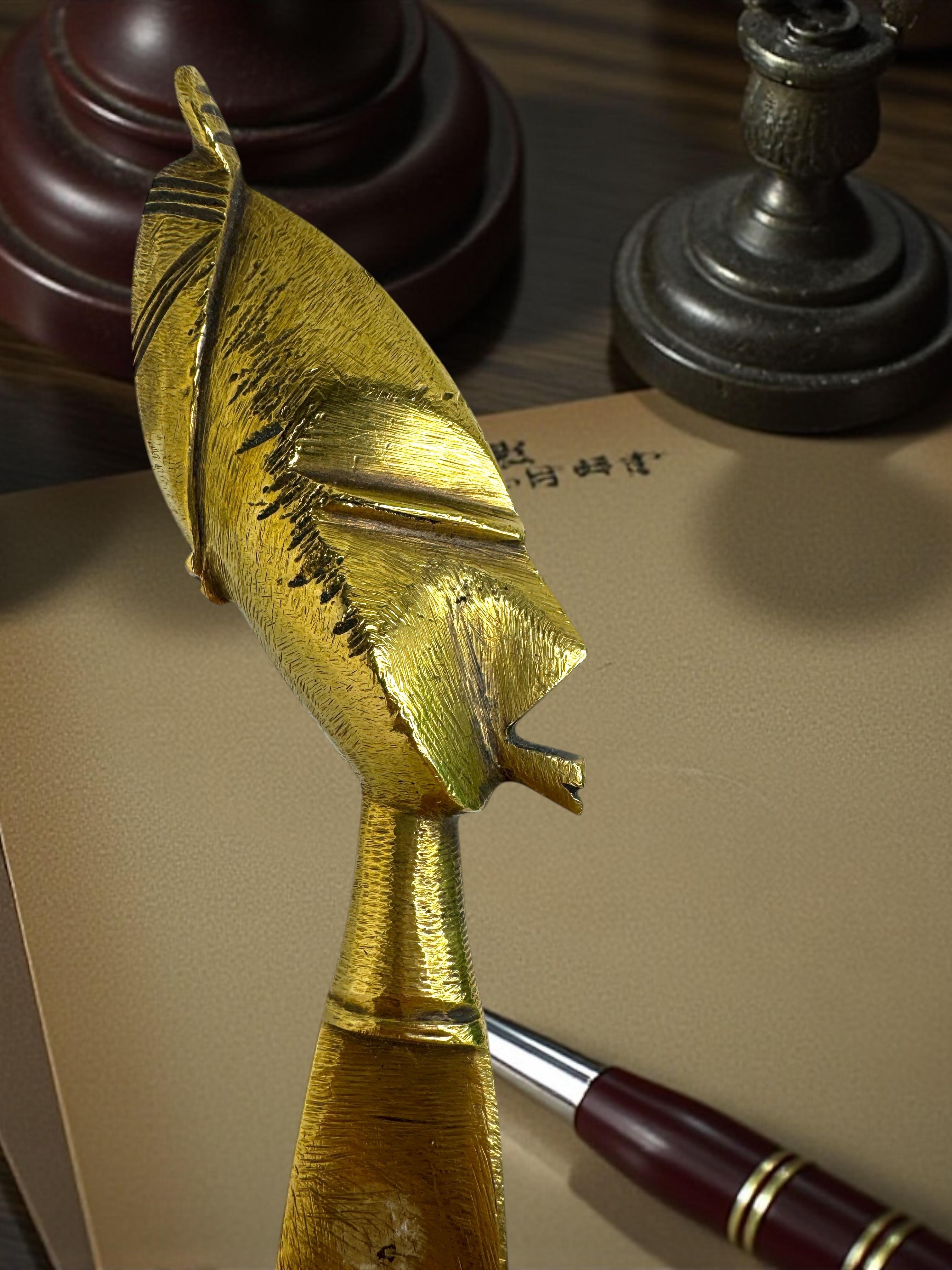 Brieföffner aus Bronze des 20. Jahrhunderts in afrikanischer Tribal Art im Bakota-Stil im Angebot 8