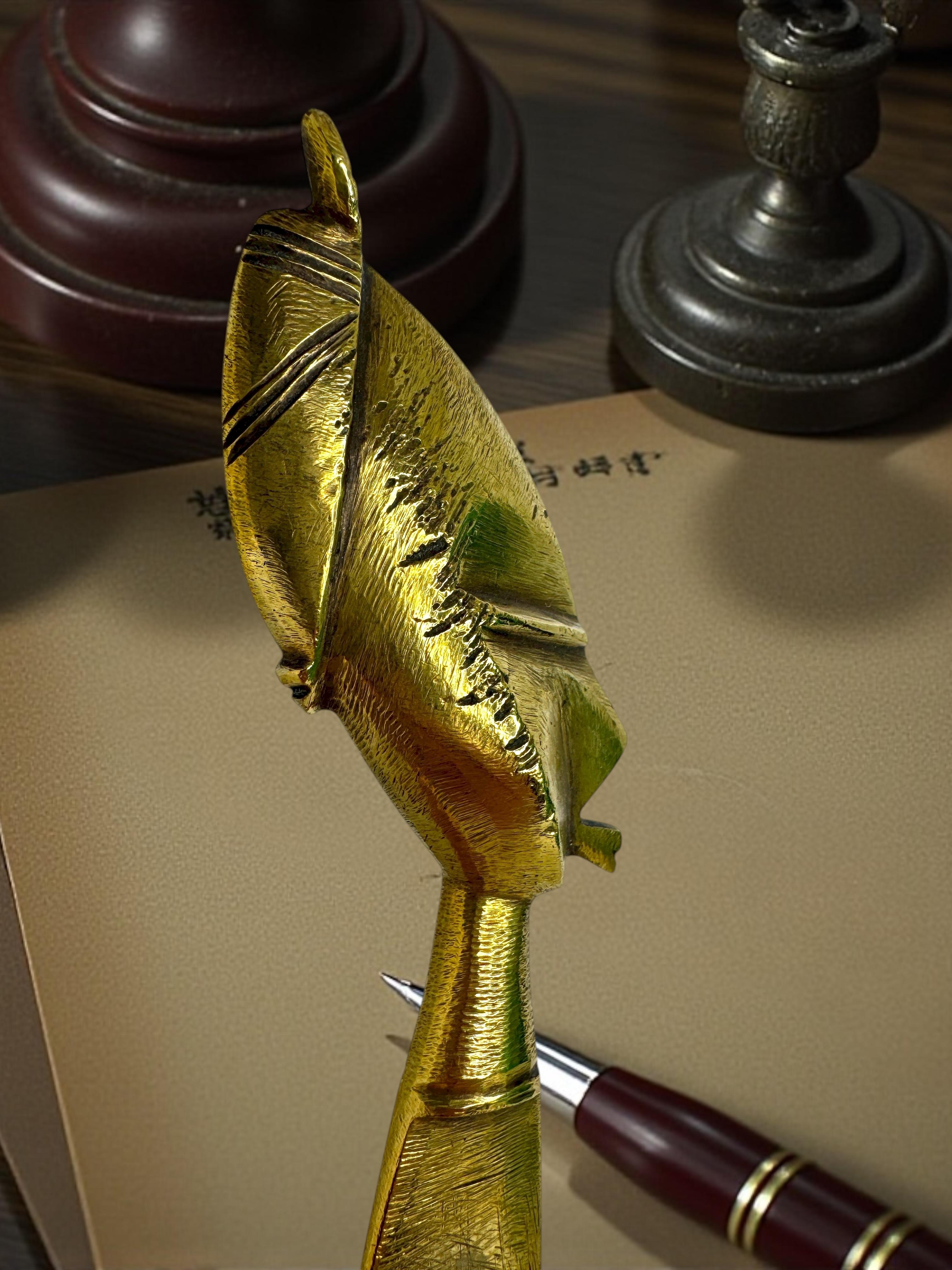 Brieföffner aus Bronze des 20. Jahrhunderts in afrikanischer Tribal Art im Bakota-Stil im Angebot 11