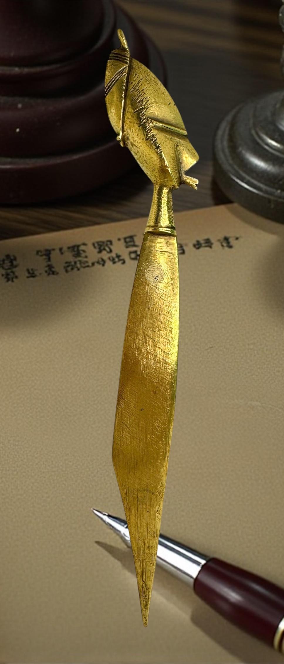 Brieföffner aus Bronze des 20. Jahrhunderts in afrikanischer Tribal Art im Bakota-Stil im Angebot 14