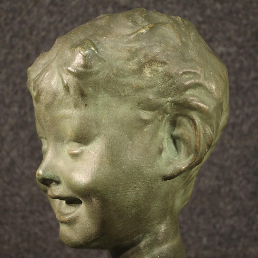 sculpture en bronze peinte en terre cuite d'un enfant italien du 20e siècle, années 1920 en vente 5