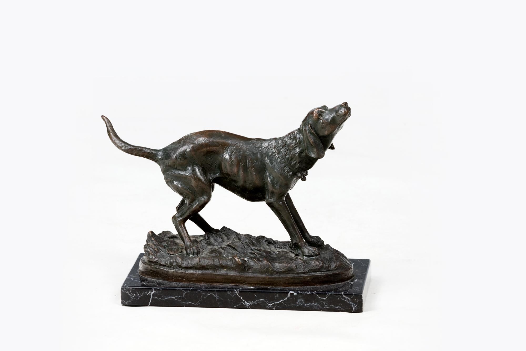 Portuguese 20th Century Bronze Sculpture of a Hunting Dog For Sale