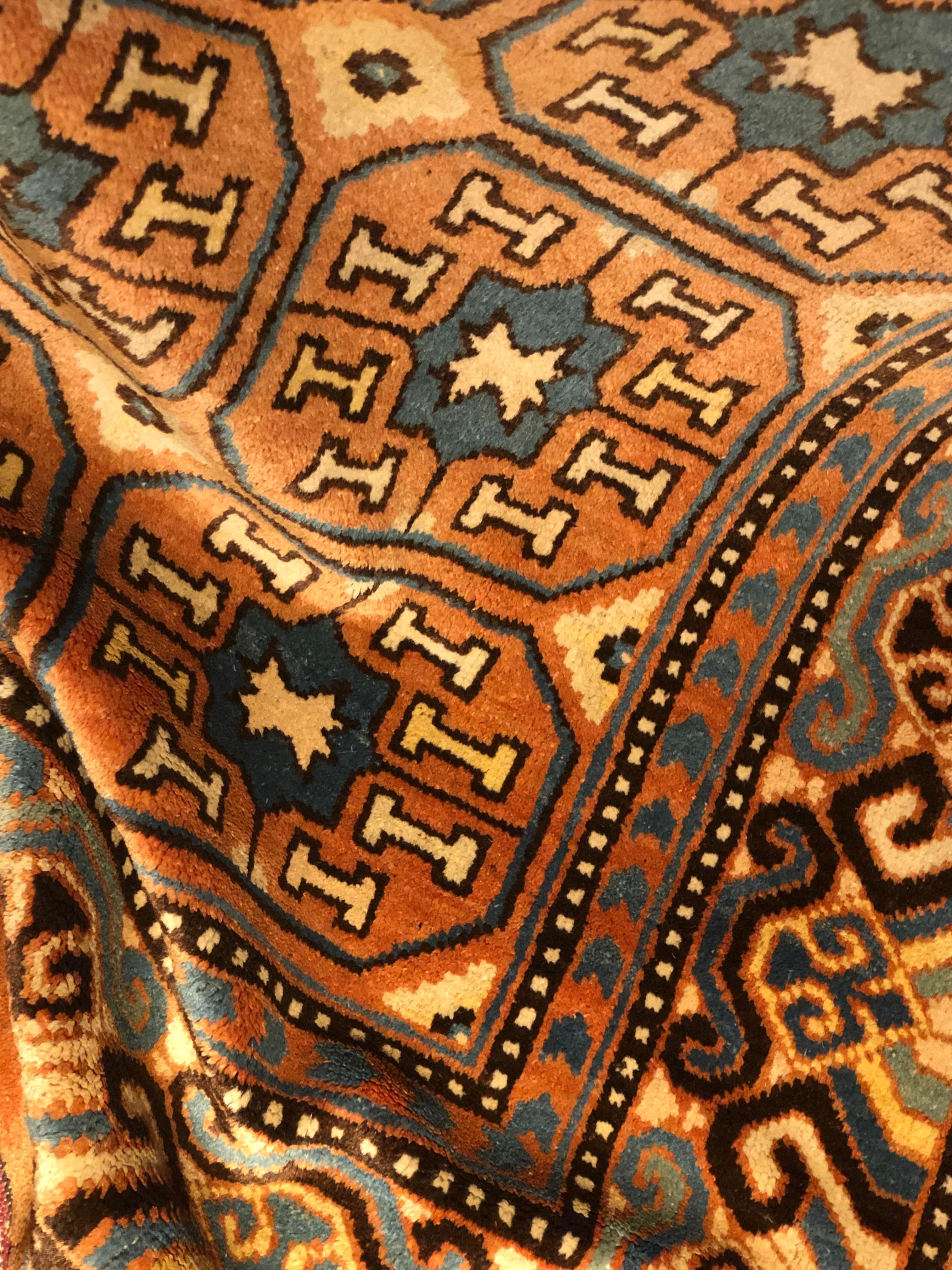 19th Century Brown and Blue Stylized Rosette Gul Chinese Khotan Rug, circa 1870s For Sale 13