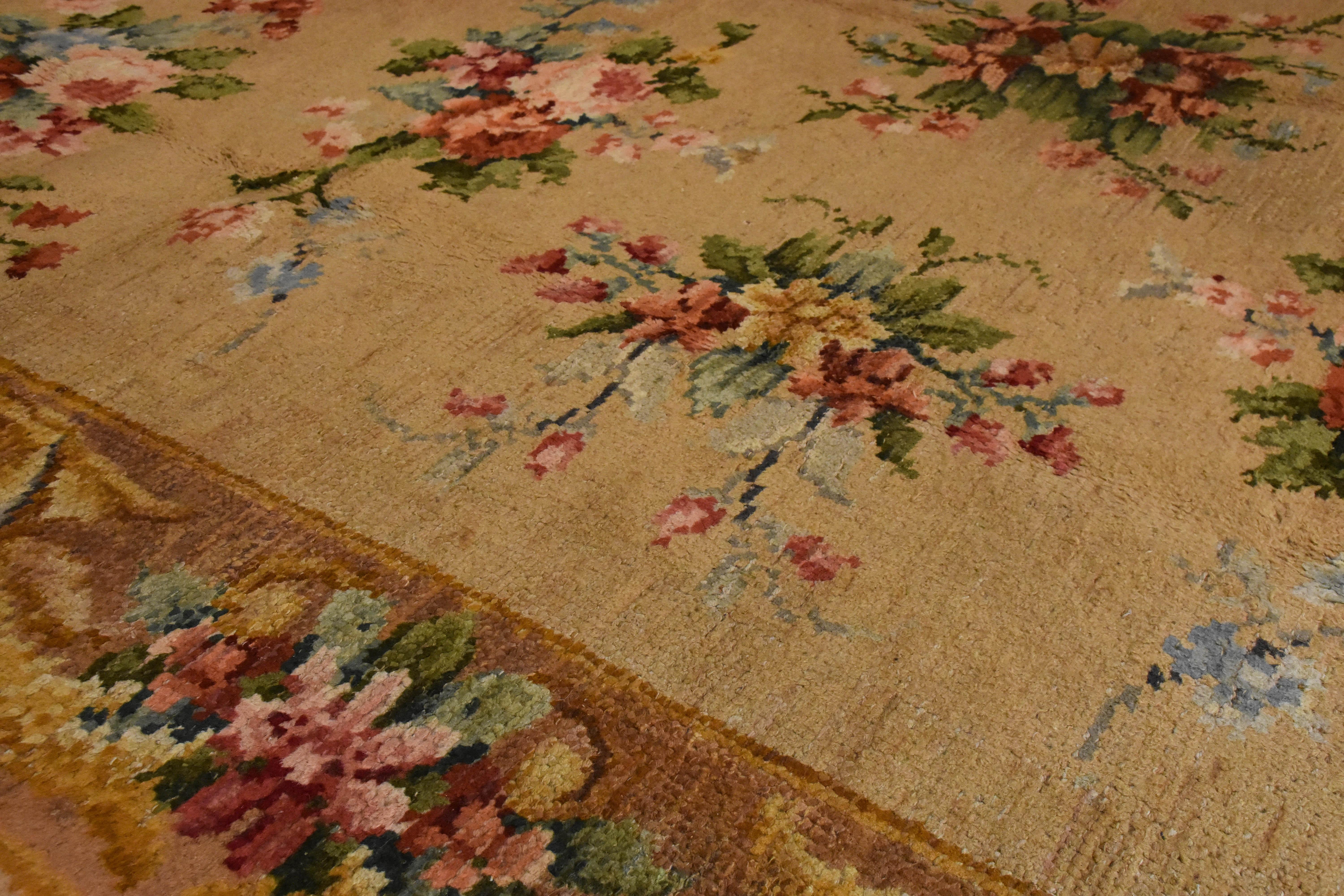 20th Century, Brown and Floreal Motifs Savonerie French Rug, ca 1920 For Sale 4