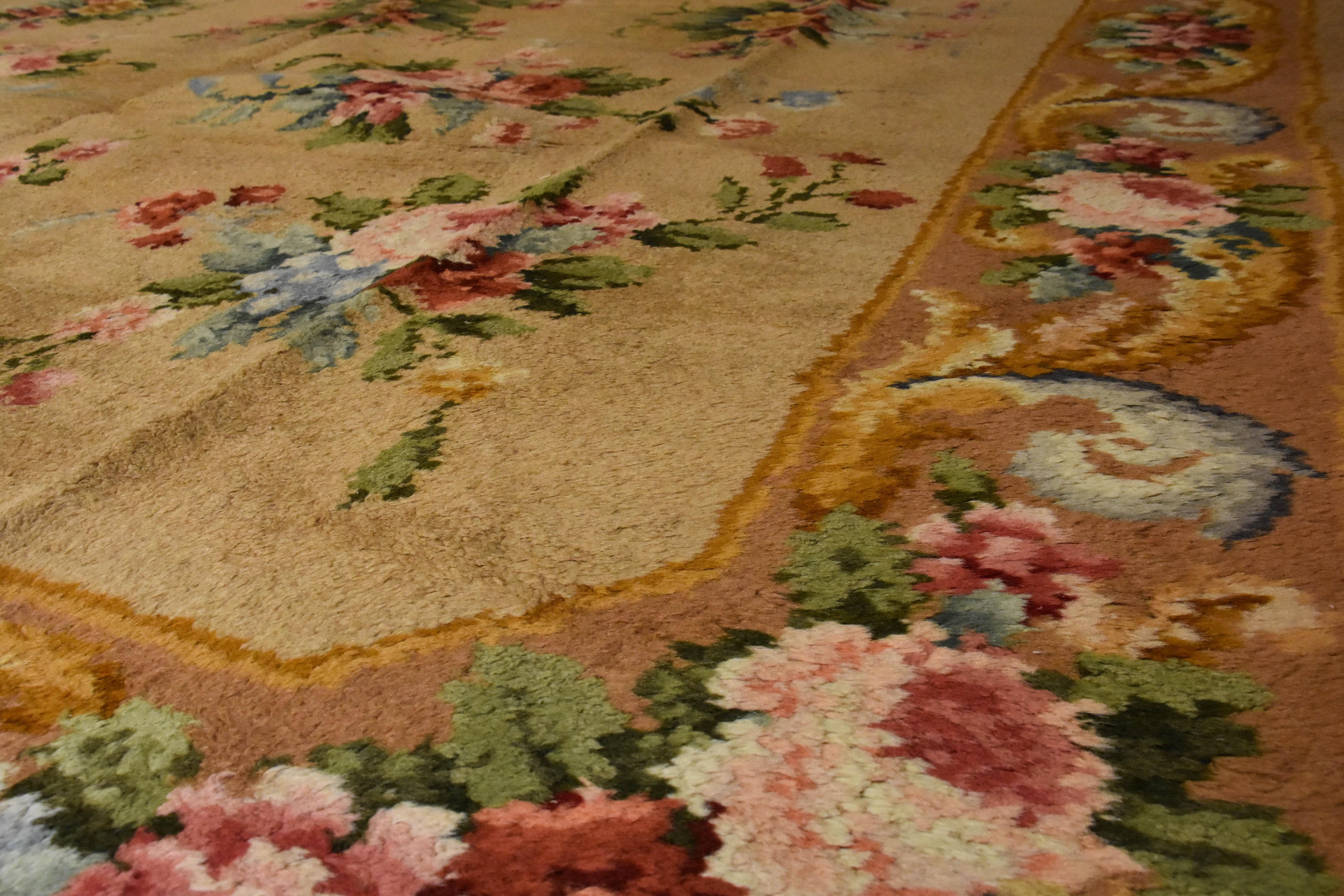 20th Century, Brown and Floreal Motifs Savonerie French Rug, ca 1920 For Sale 5