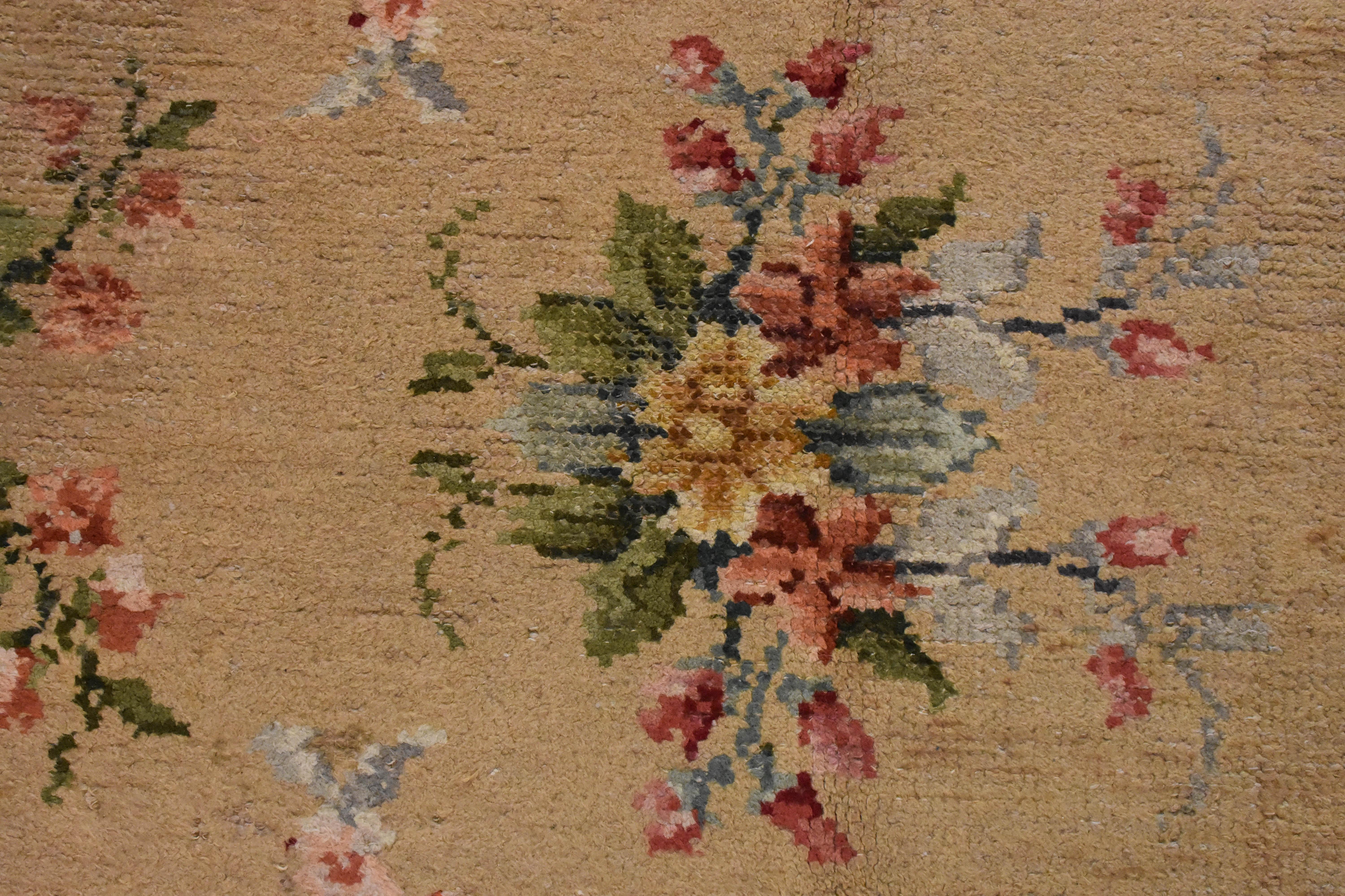 20th Century, Brown and Floreal Motifs Savonerie French Rug, ca 1920 For Sale 3