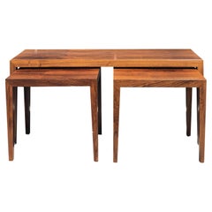 Ensemble de trois tables vintage danoises en bois de rose du 20ème siècle par Severin Hansen