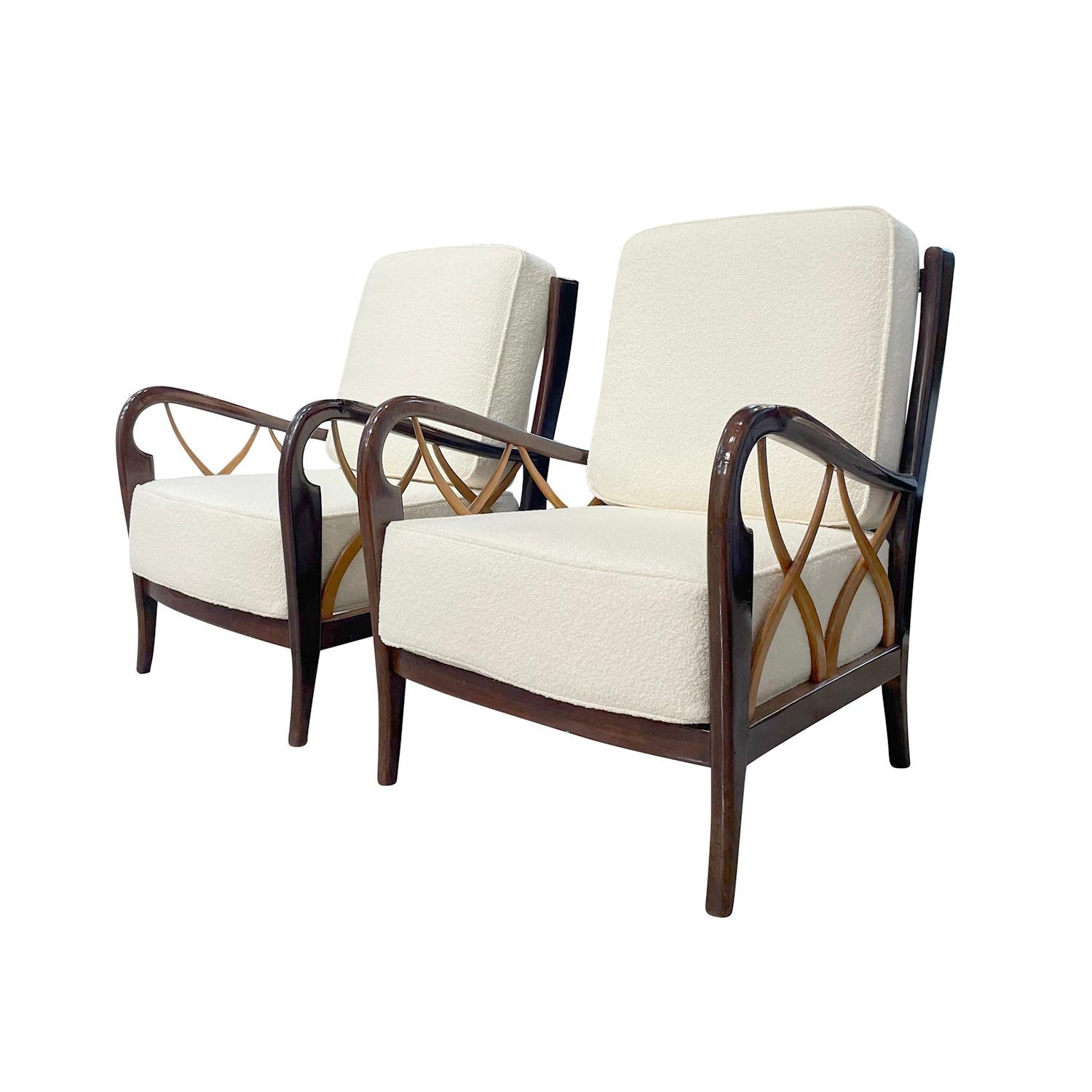 Mid-Century Modern 20th Century Brown Italian Pair of Beech, Maplewood Lounge Chairs by Paolo Buffa