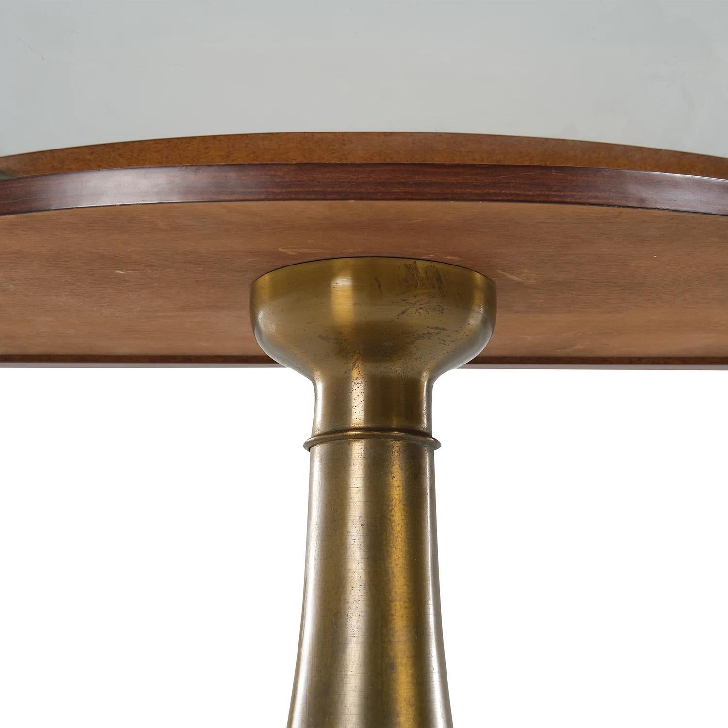 20ième siècle Paire de tables de nuit en noyer du 20ème siècle - Tables d'appoint en verre vintage en vente