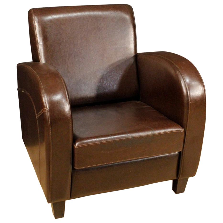 20th Century Brown Leather and Wood English Armchair, 1980