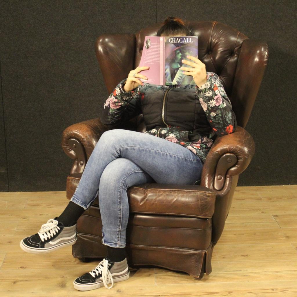 20th Century Brown Leather English Chester Armchair, 1970 9